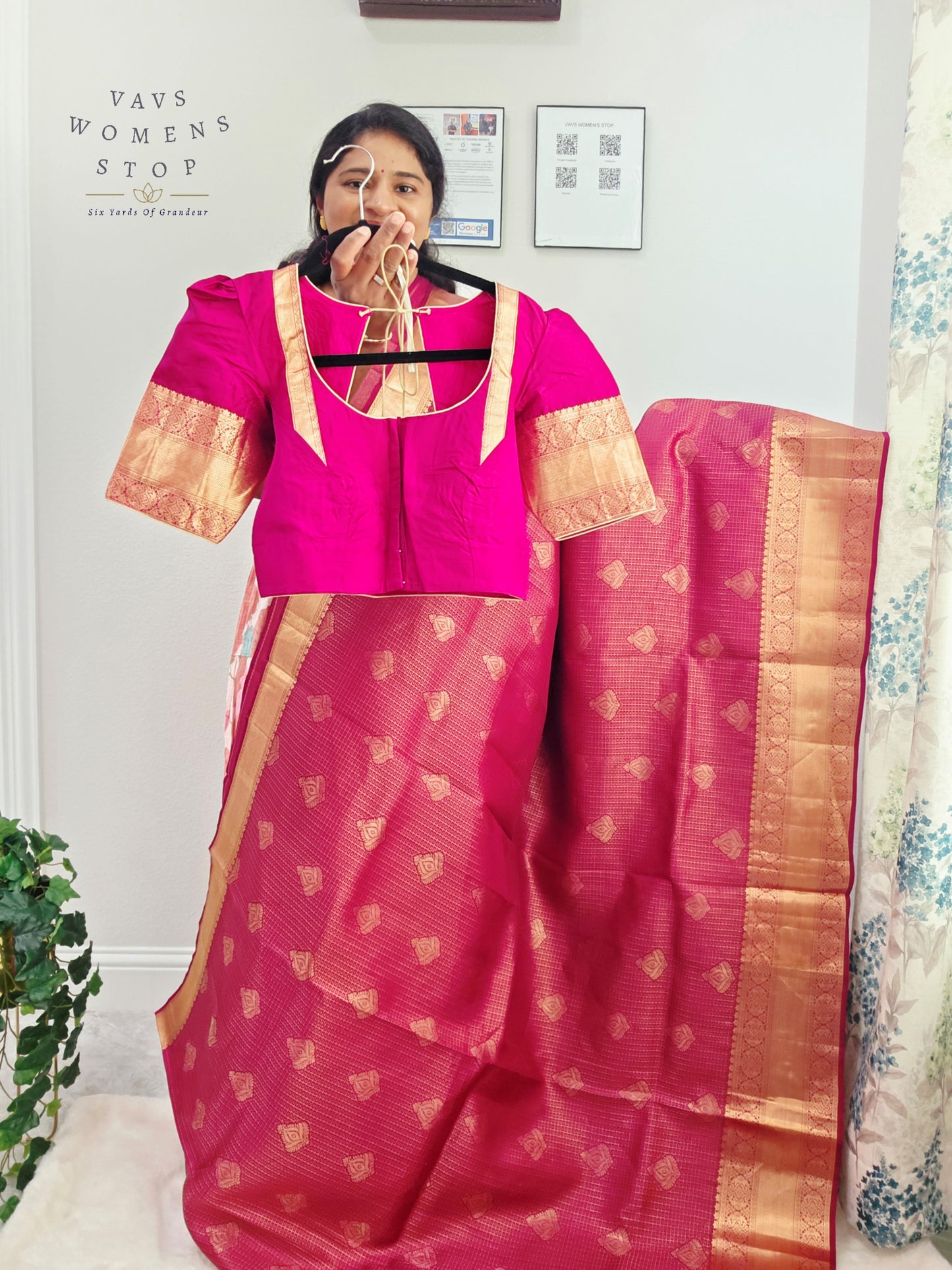 Royal Fuchsia Pink Pure Kanchi Handloom Double Warp Soft Silk Saree with Antique Gold Zari Border & Stitched Blouse