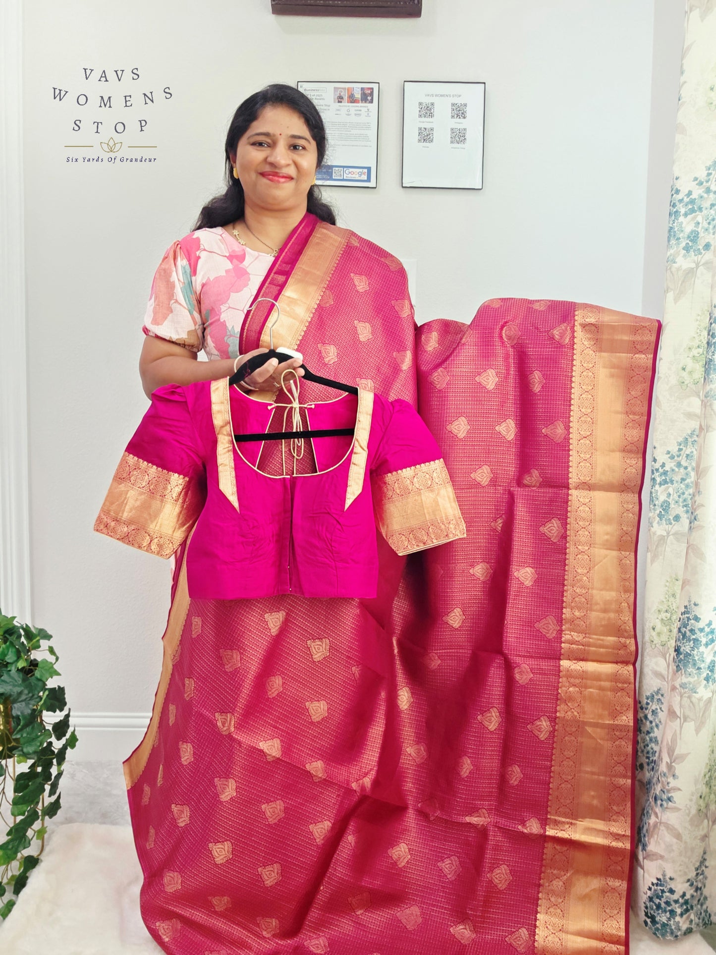Royal Fuchsia Pink Pure Kanchi Handloom Double Warp Soft Silk Saree with Antique Gold Zari Border & Stitched Blouse