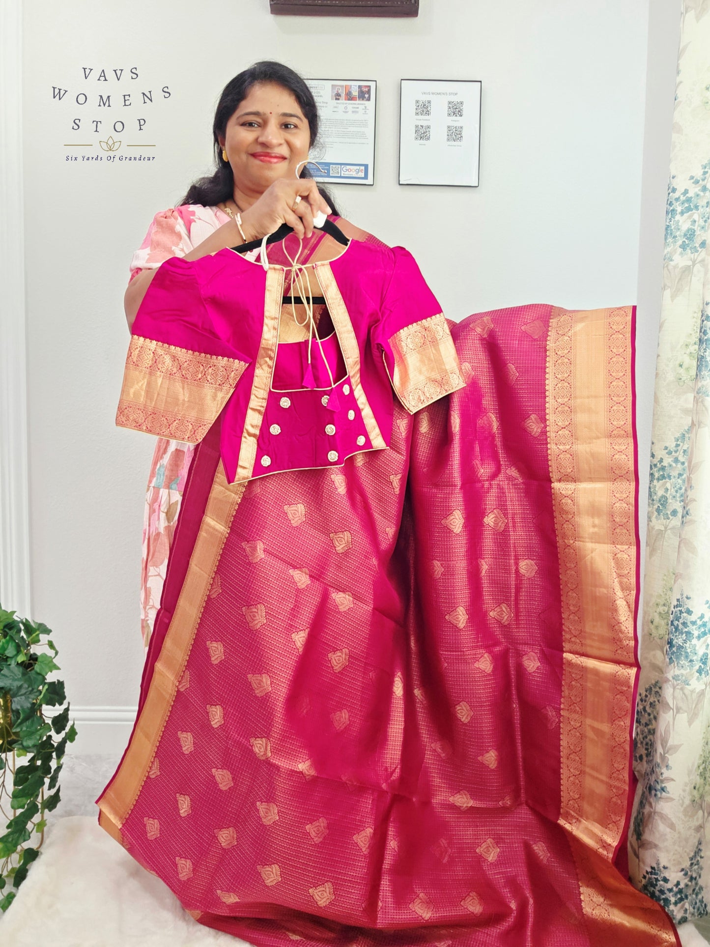 Royal Fuchsia Pink Pure Kanchi Handloom Double Warp Soft Silk Saree with Antique Gold Zari Border & Stitched Blouse