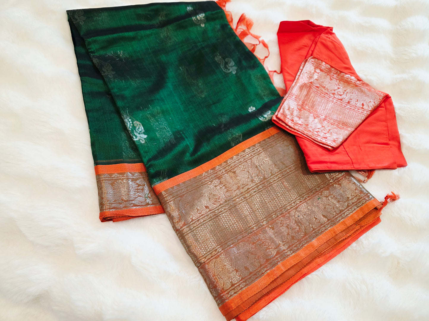 Mangalagiri Pattu Silk Cotton Saree With Stitched Blouse