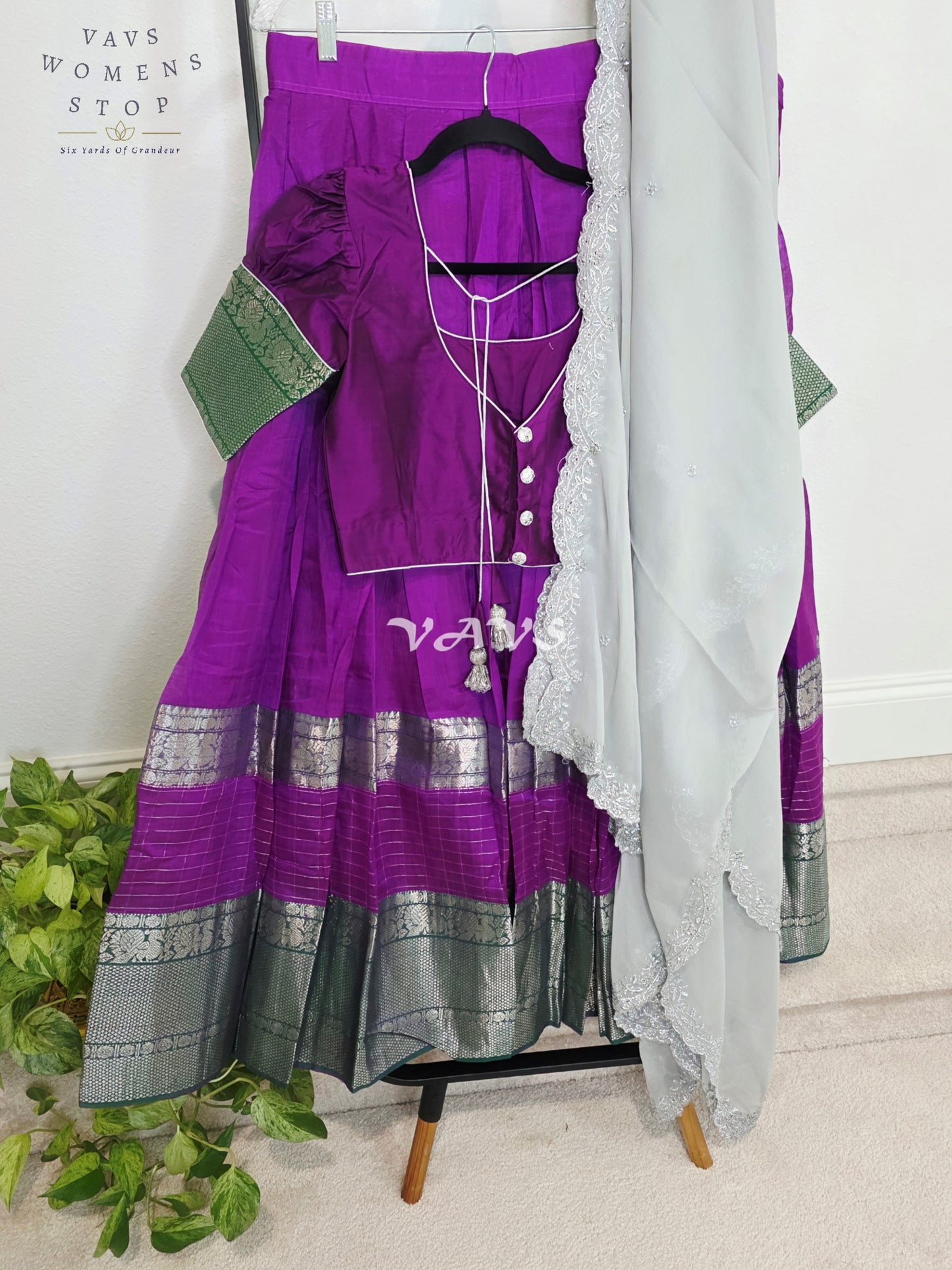 Royal Orchid Purple Mangalagiri Kanchi Border Half Saree Lehenga Set with Silver Grey Chinon Chiffon Dupatta