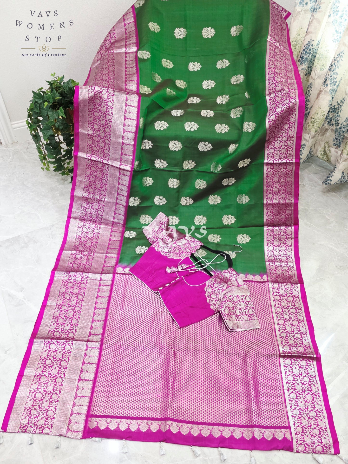 Royal Emerald Green & Fuchsia Pink Pure Venkatagiri Handloom Saree with Silver Zari Buttas & Premium Stitched Blouse
