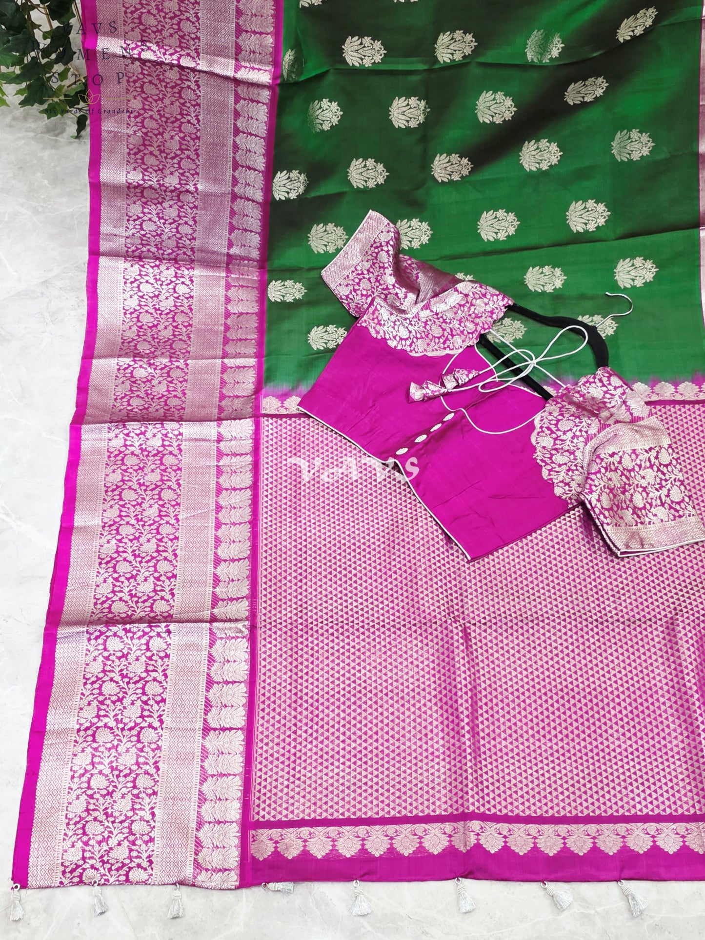 Royal Emerald Green & Fuchsia Pink Pure Venkatagiri Handloom Saree with Silver Zari Buttas & Premium Stitched Blouse