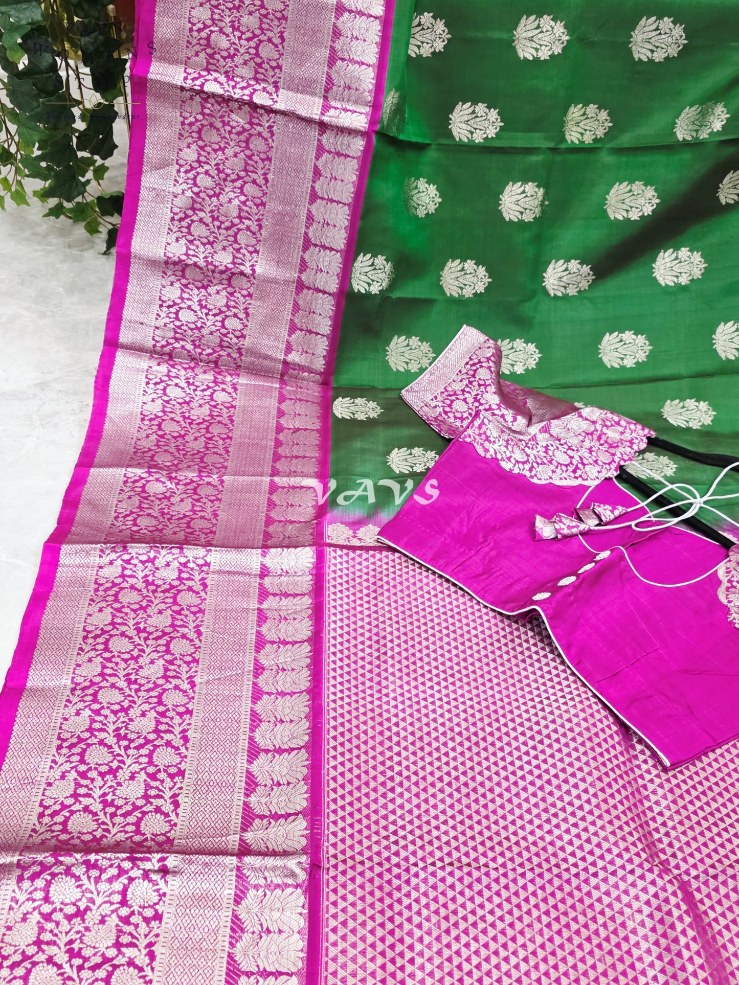 Royal Emerald Green & Fuchsia Pink Pure Venkatagiri Handloom Saree with Silver Zari Buttas & Premium Stitched Blouse