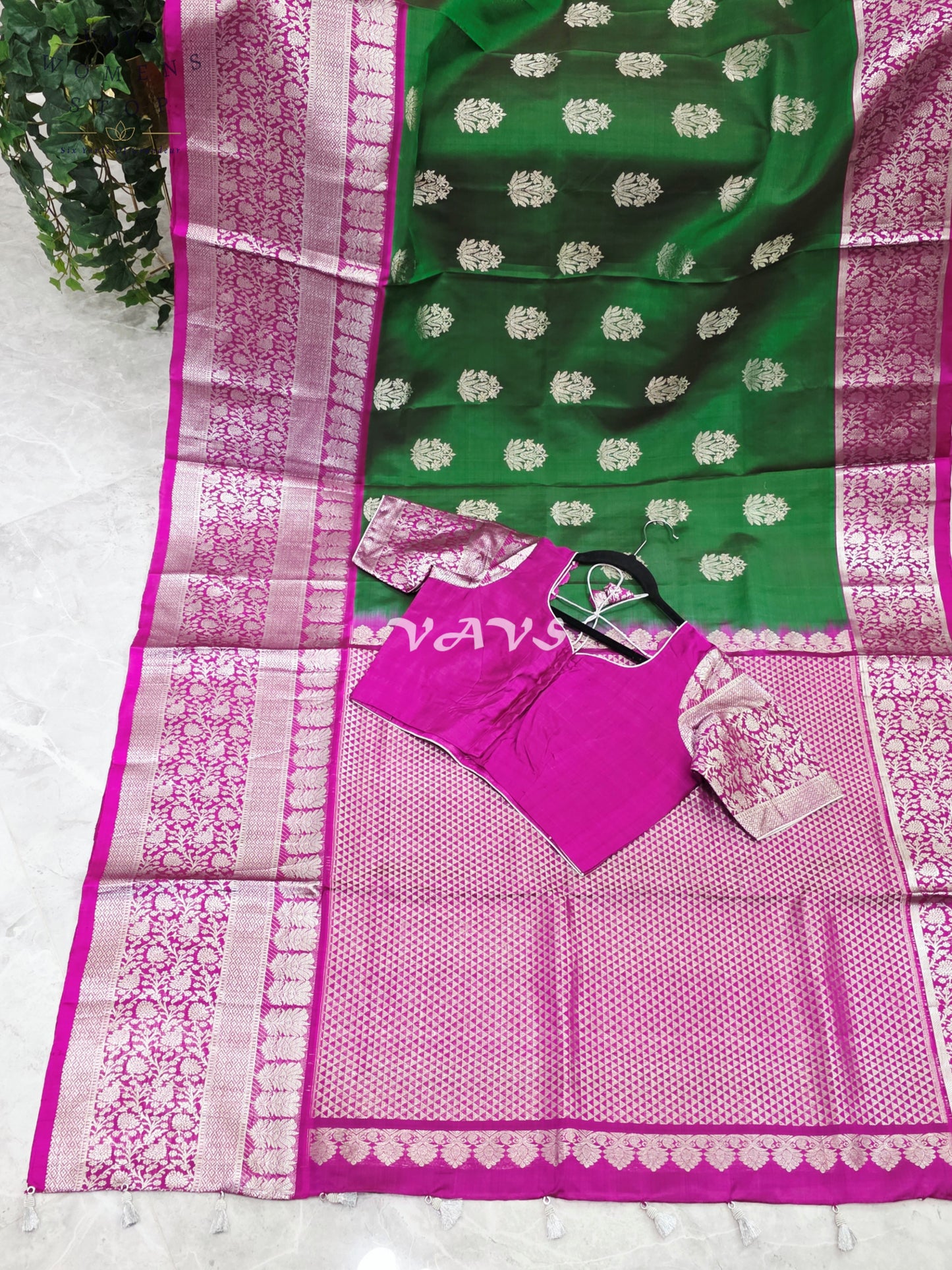 Royal Emerald Green & Fuchsia Pink Pure Venkatagiri Handloom Saree with Silver Zari Buttas & Premium Stitched Blouse