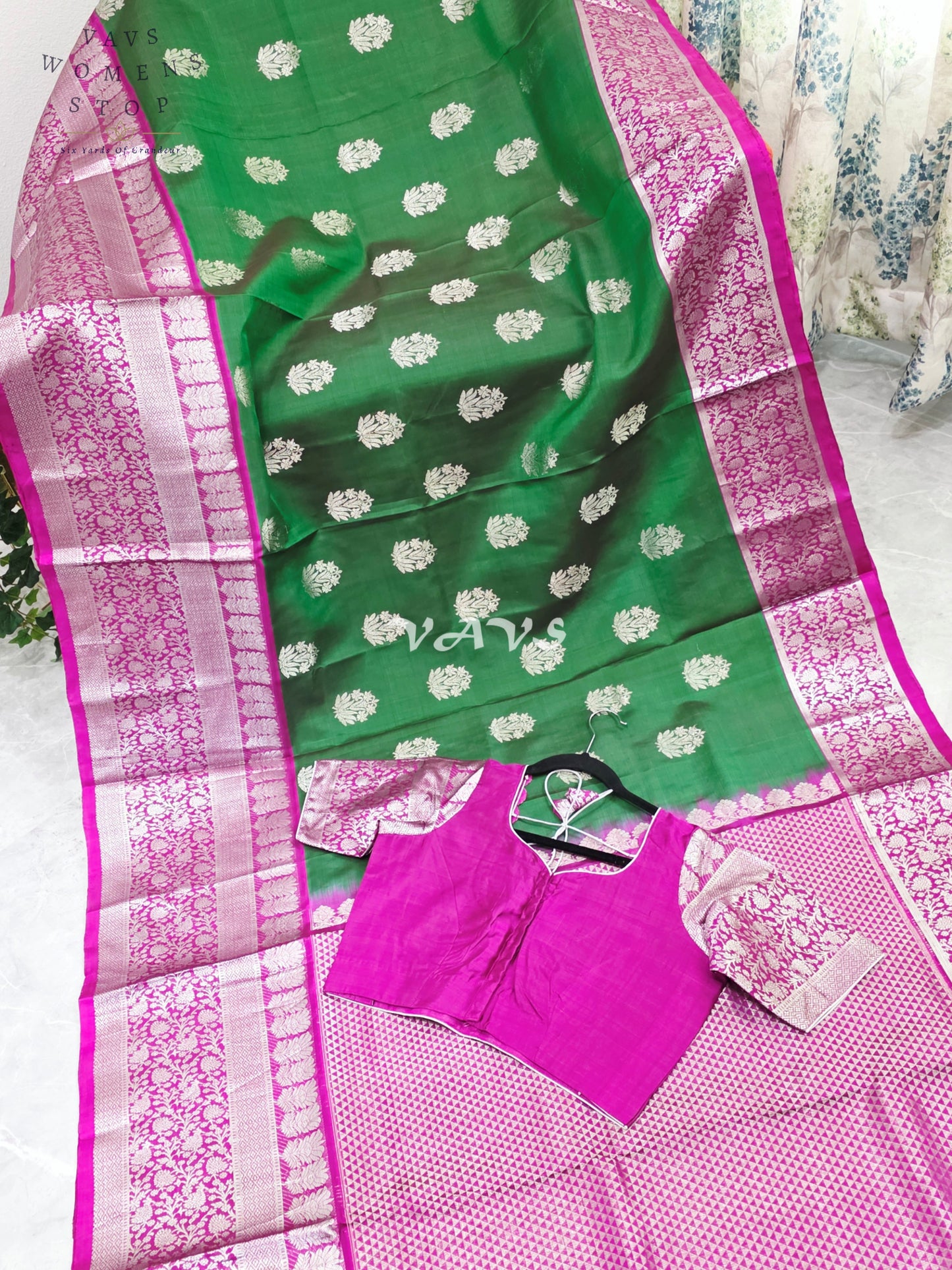 Royal Emerald Green & Fuchsia Pink Pure Venkatagiri Handloom Saree with Silver Zari Buttas & Premium Stitched Blouse
