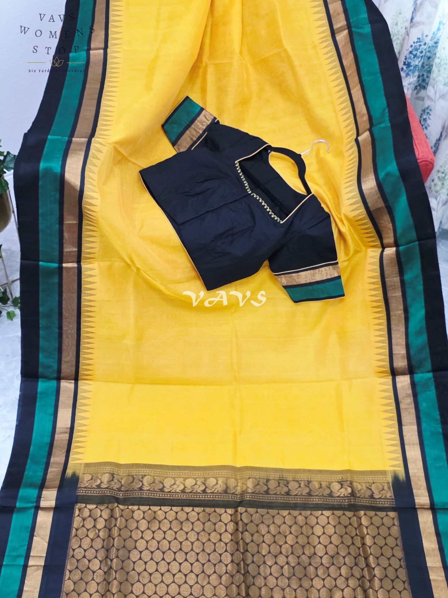 Royal Sunlit Marigold Yellow Pure Kuppadam Pattu Temple Border Silk Cotton Saree with Emerald Green & Black Border Stitched Blouse