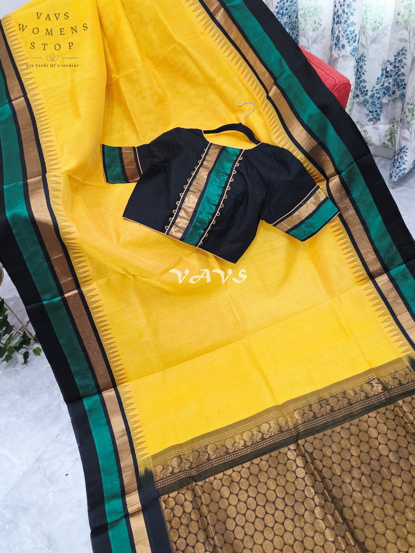 Royal Sunlit Marigold Yellow Pure Kuppadam Pattu Temple Border Silk Cotton Saree with Emerald Green & Black Border Stitched Blouse