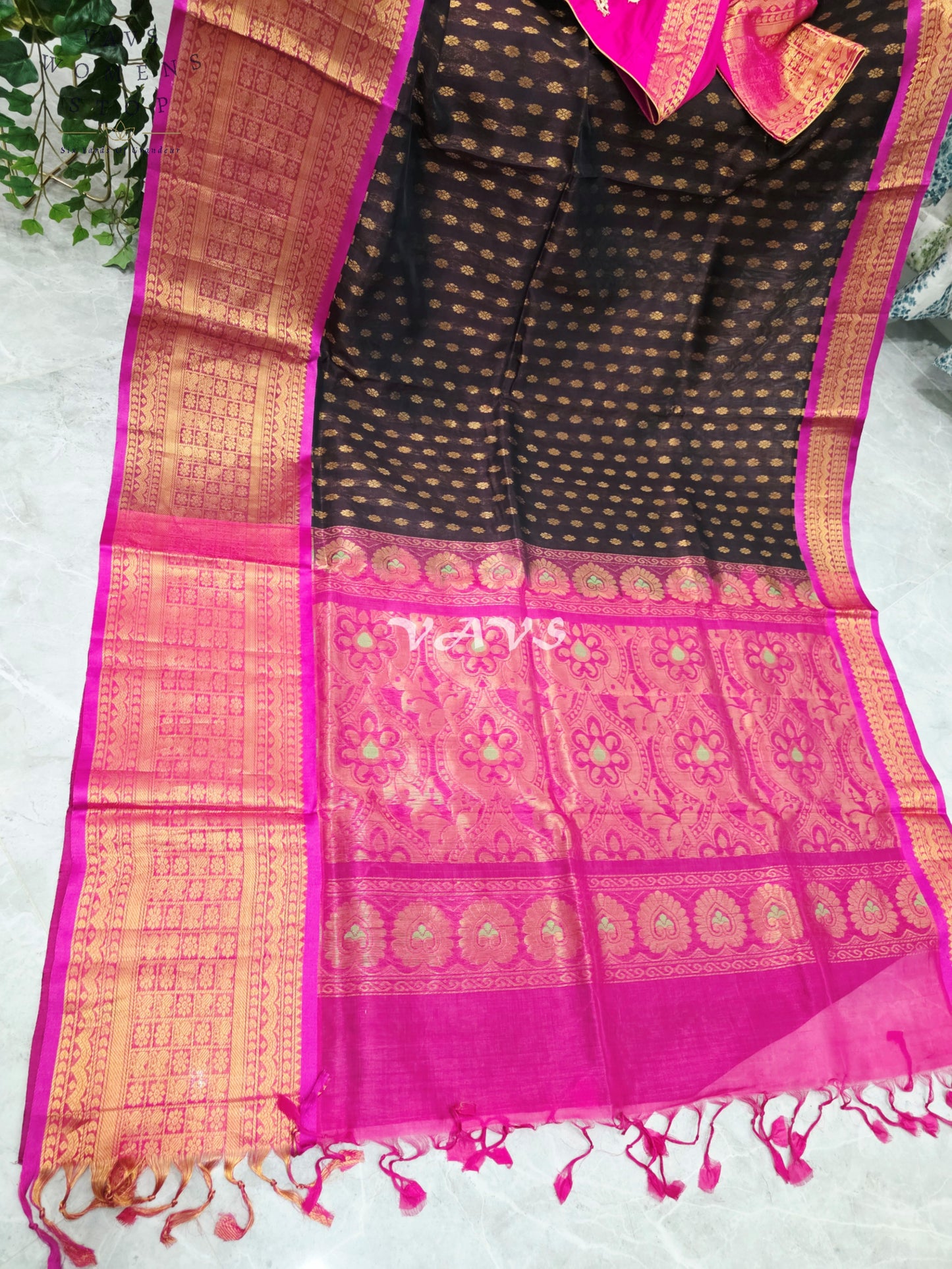 Royal Espresso Brown & Rani Pink Mangalagiri Pattu Handloom Silk Cotton Saree with Antique Gold Zari Border & Stitched Blouse