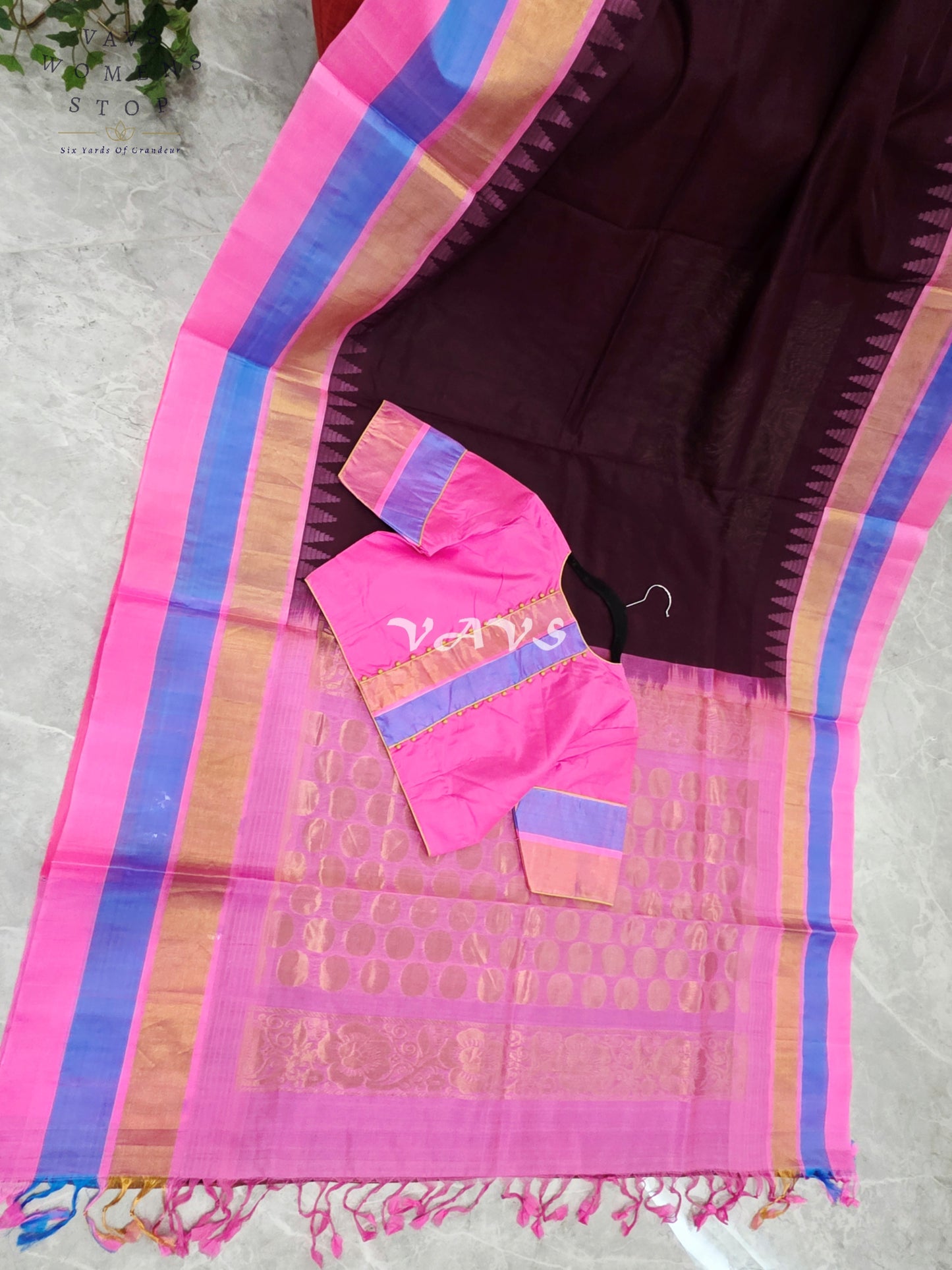 Royal Cocoa Brown Pure Kuppadam Pattu Silk Cotton Temple Border Saree with Candy Pink & Cornflower Blue Border Stitched Blouse