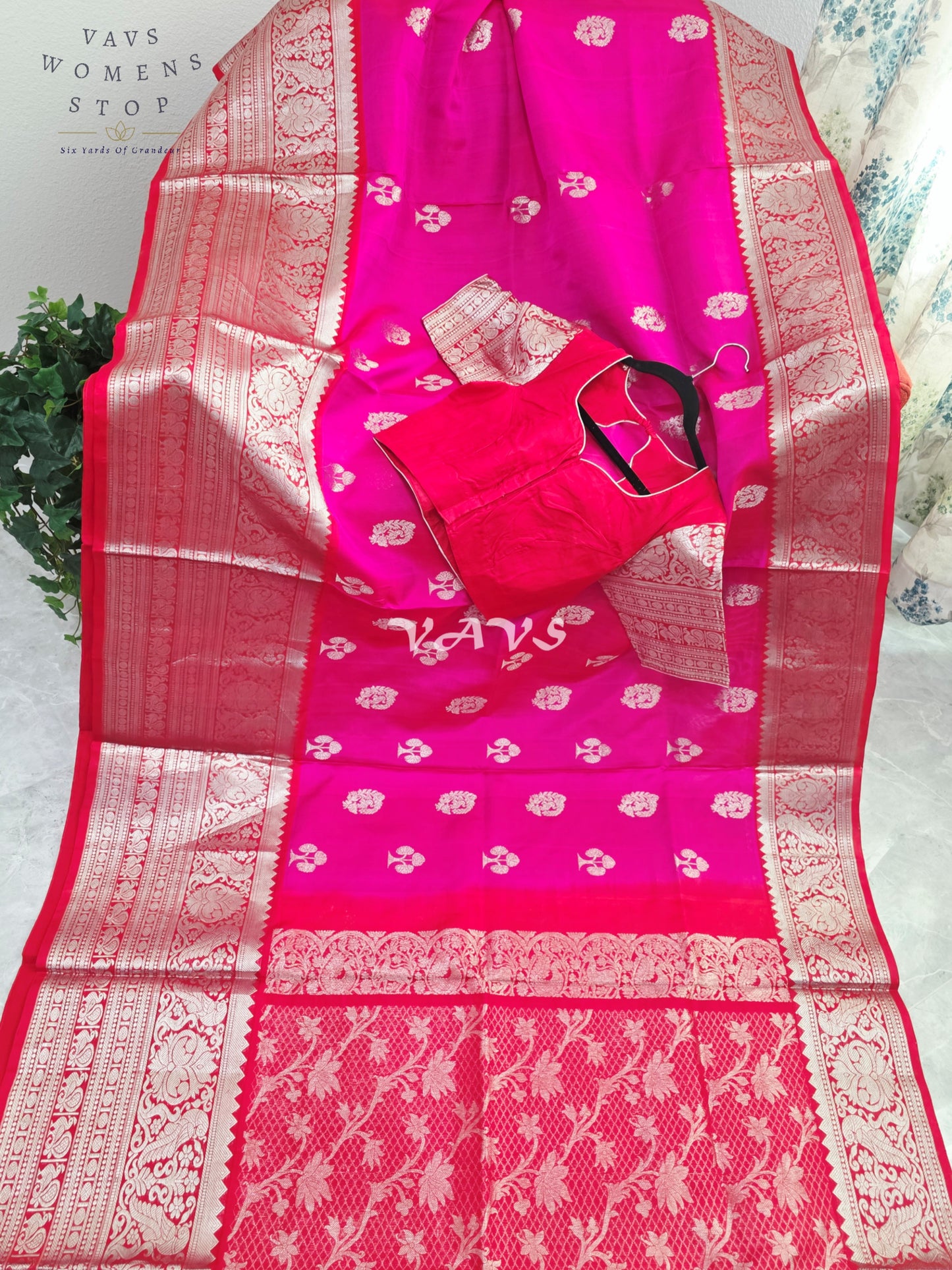 Royal Rani Pink Pure Venkatagiri Pattu Handloom Saree with Silver Zari Stitched Blouse