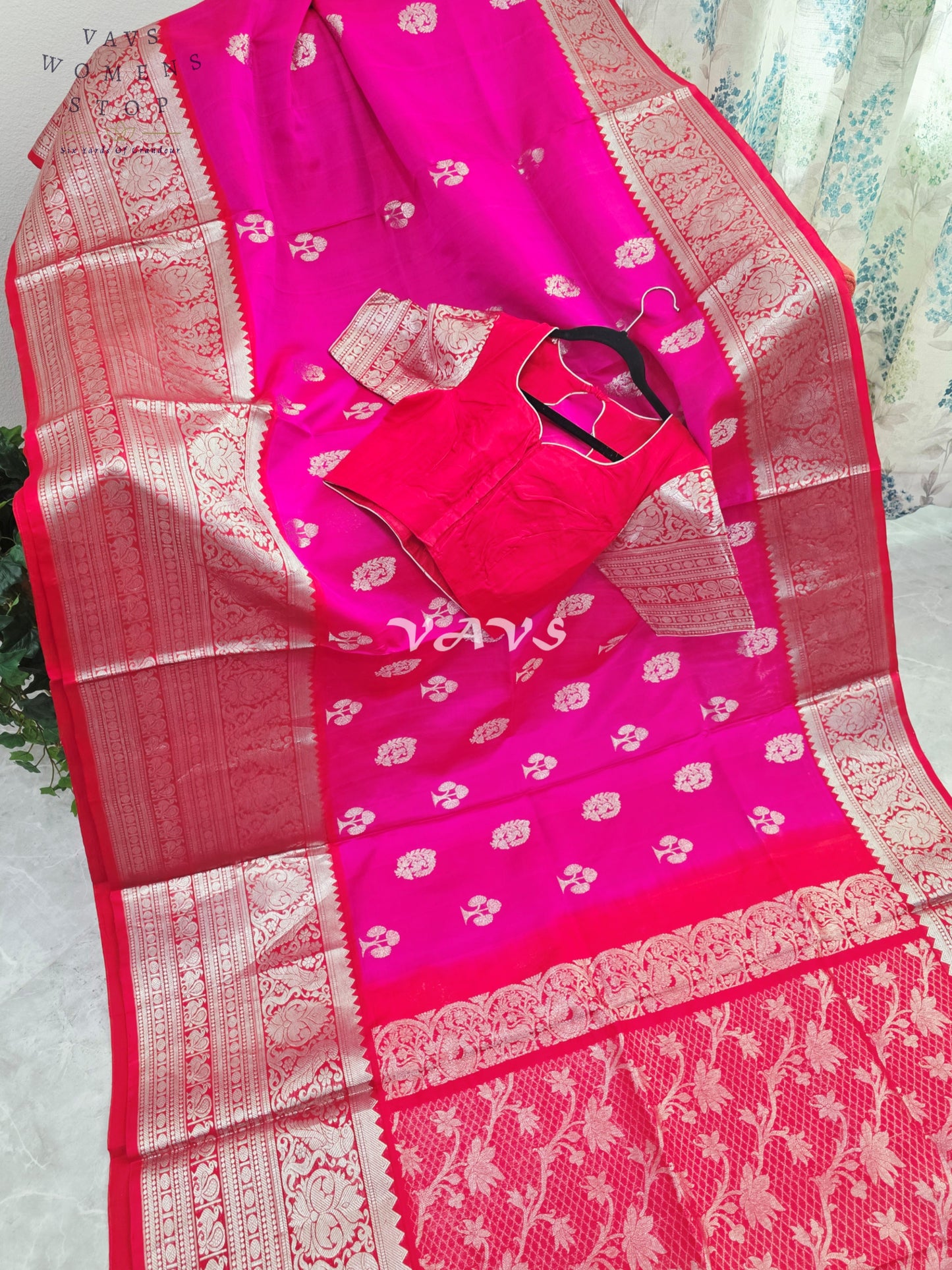 Royal Rani Pink Pure Venkatagiri Pattu Handloom Saree with Silver Zari Stitched Blouse