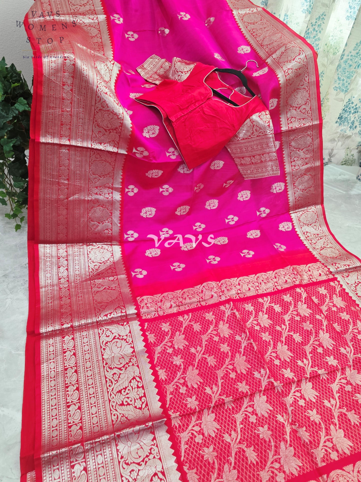 Royal Rani Pink Pure Venkatagiri Pattu Handloom Saree with Silver Zari Stitched Blouse