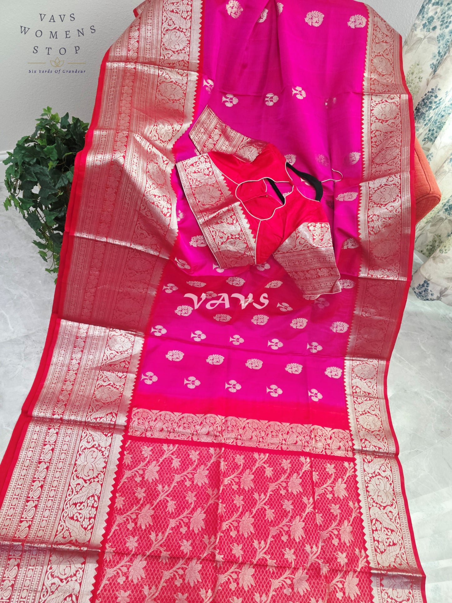 Royal Rani Pink Pure Venkatagiri Pattu Handloom Saree with Silver Zari Stitched Blouse
