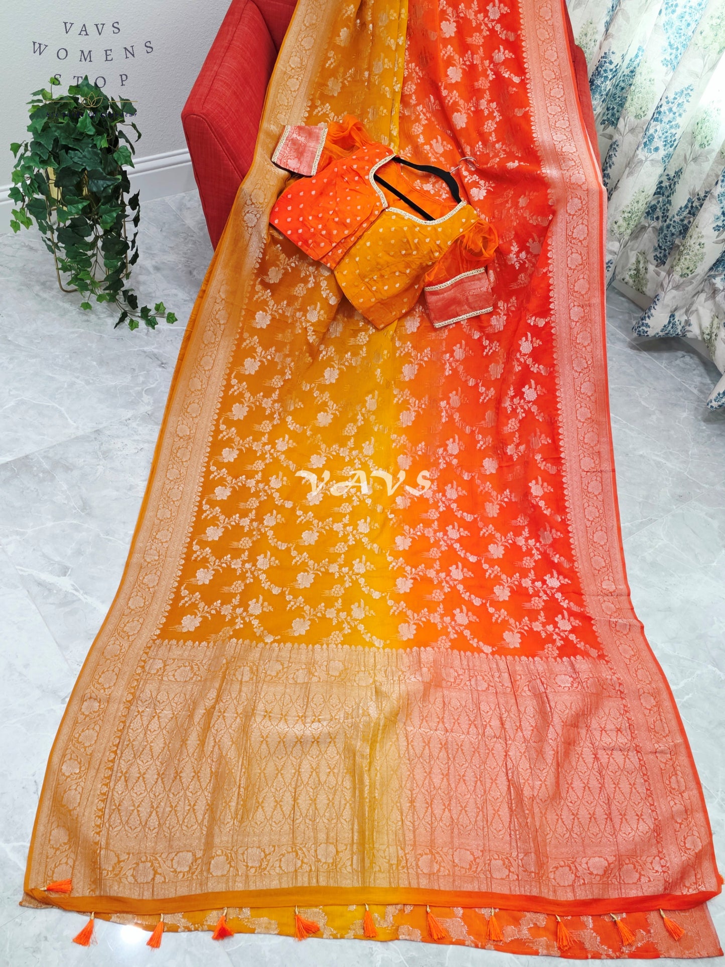 Royal Sunlit Marigold Yellow & Sunset Coral Orange Shaded Crush Chiffon Georgette Saree with Silver Floral Weave & Designer Puff Sleeves Blouse Size 38-44