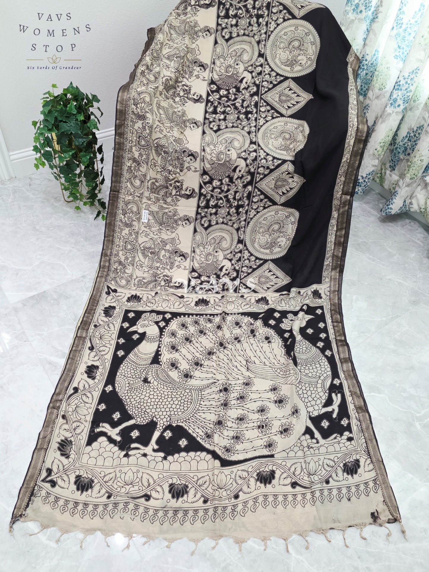 Royal Ebony Black & Ivory White Nizam Border Kalamkari Print Saree with Premium Stitched Blouse