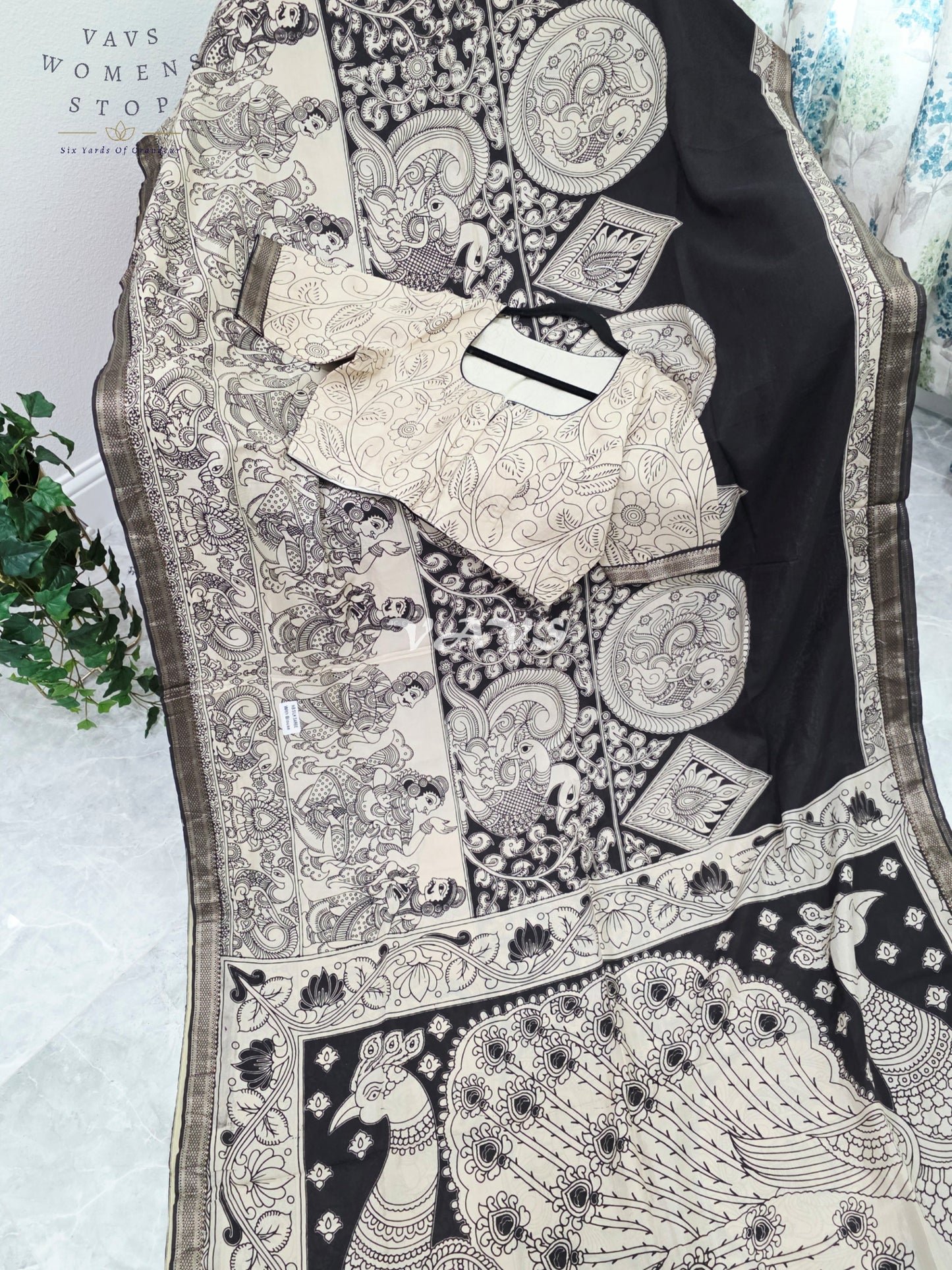 Royal Ebony Black & Ivory White Nizam Border Kalamkari Print Saree with Premium Stitched Blouse