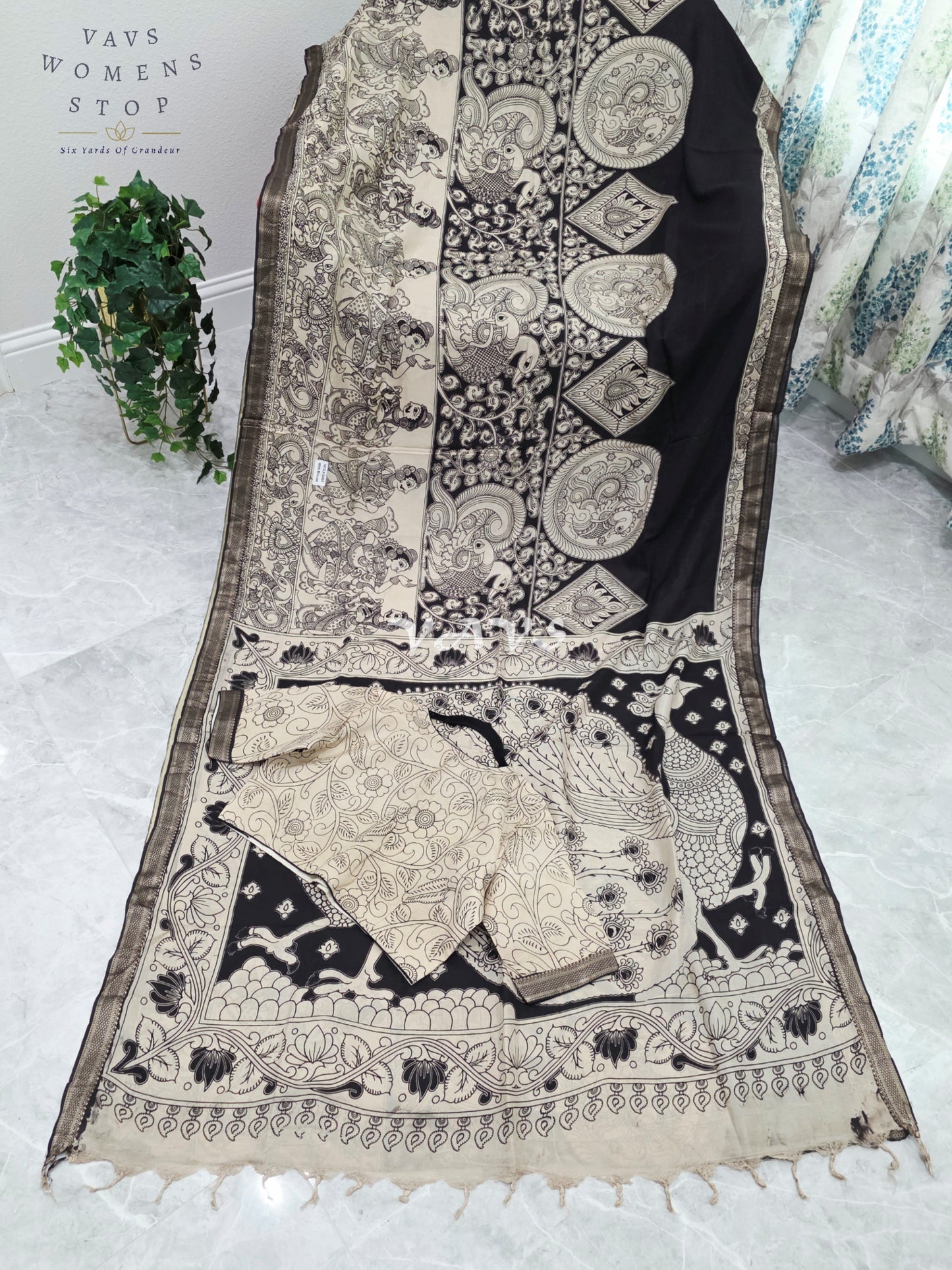 Royal Ebony Black & Ivory White Nizam Border Kalamkari Print Saree with Premium Stitched Blouse