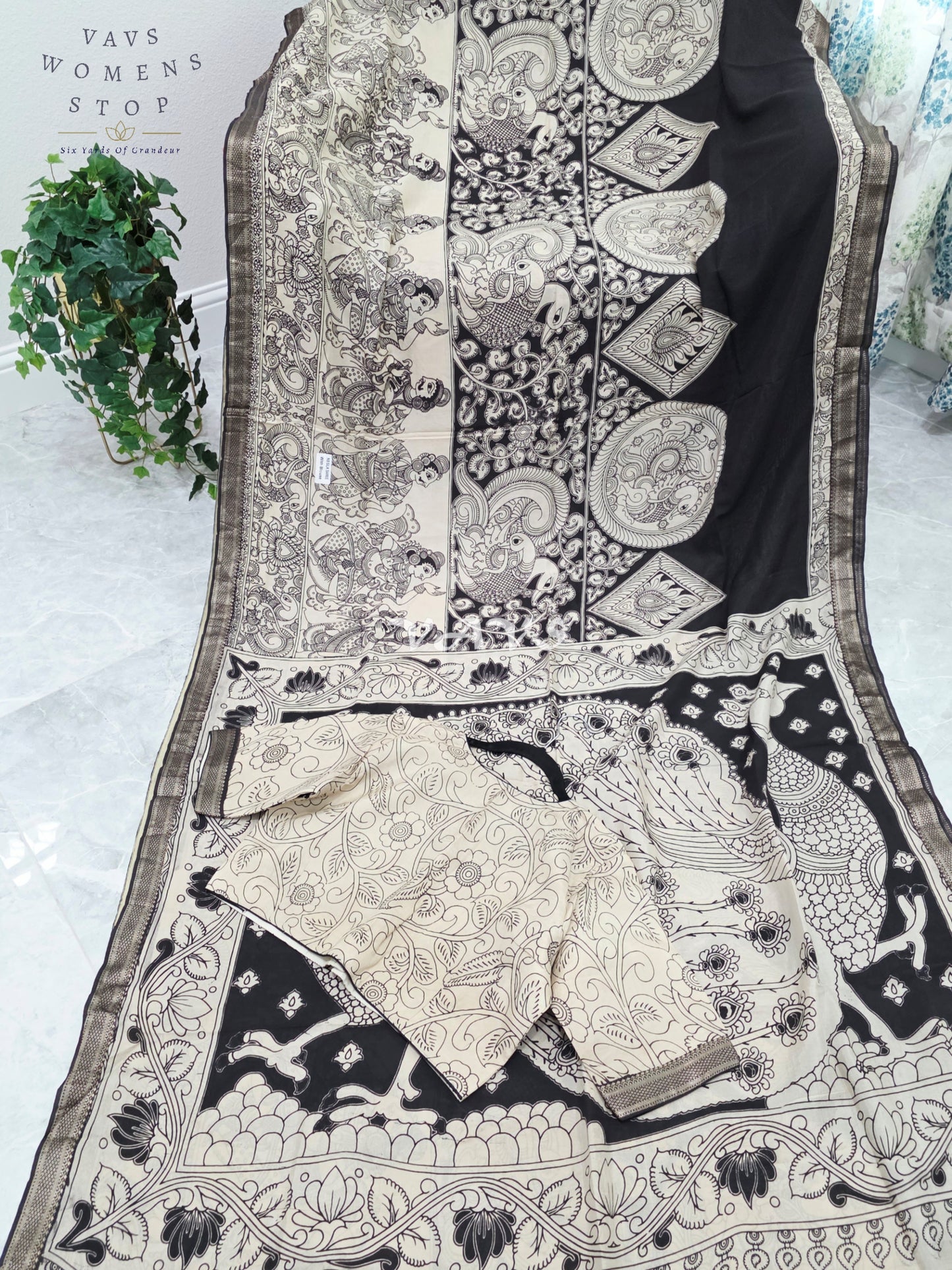 Royal Ebony Black & Ivory White Nizam Border Kalamkari Print Saree with Premium Stitched Blouse