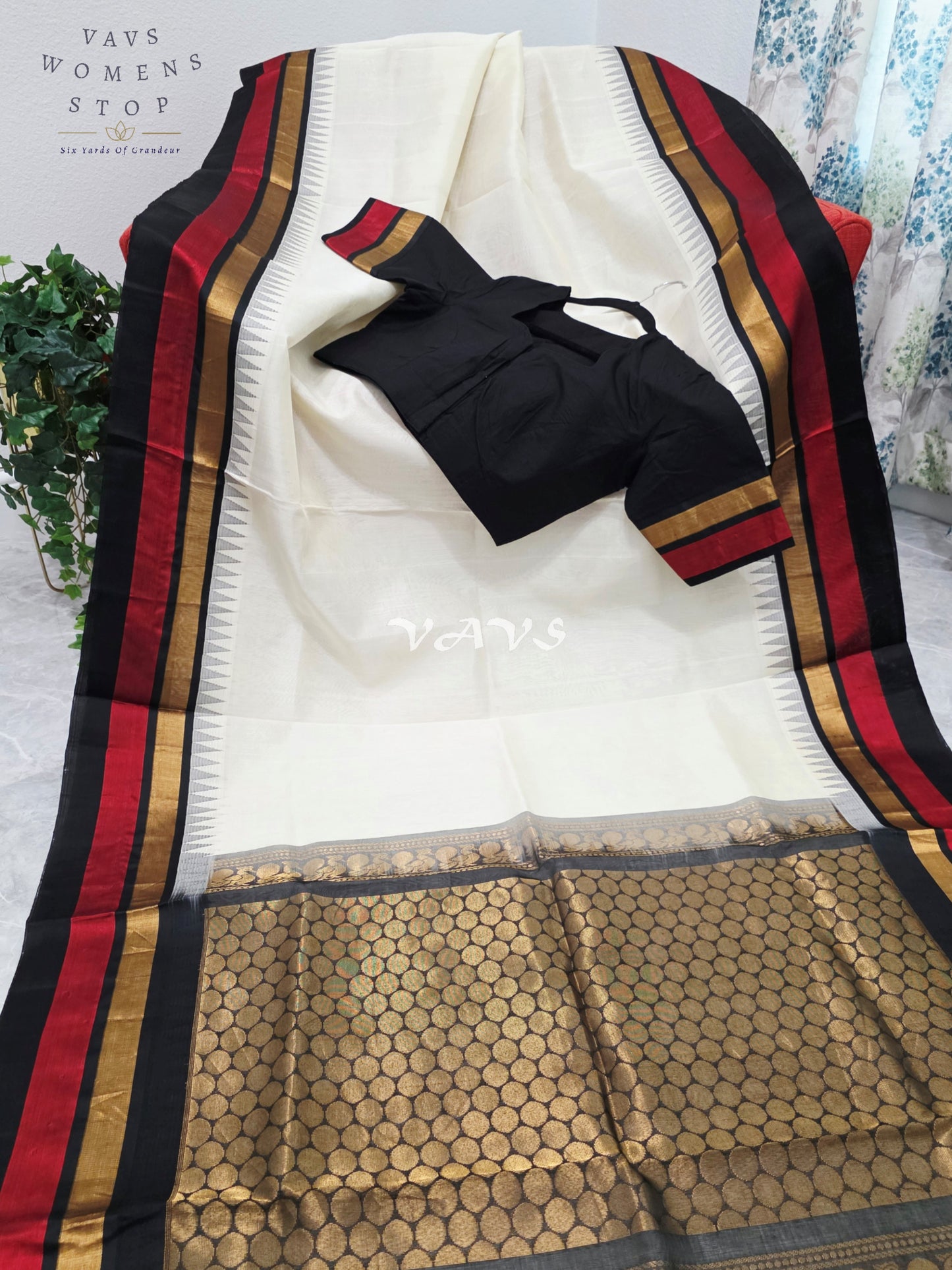 Royal Ivory Cream Handloom Kuppadam Pattu Silk Cotton Saree with Jet Black, Crimson Red & Antique Gold Border and Stitched Blouse
