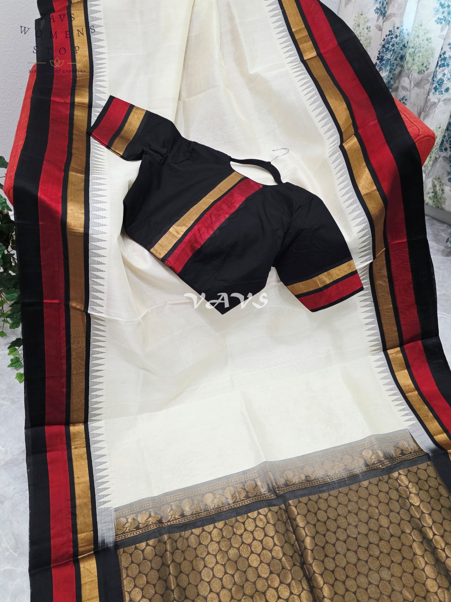 Royal Ivory Cream Handloom Kuppadam Pattu Silk Cotton Saree with Jet Black, Crimson Red & Antique Gold Border and Stitched Blouse