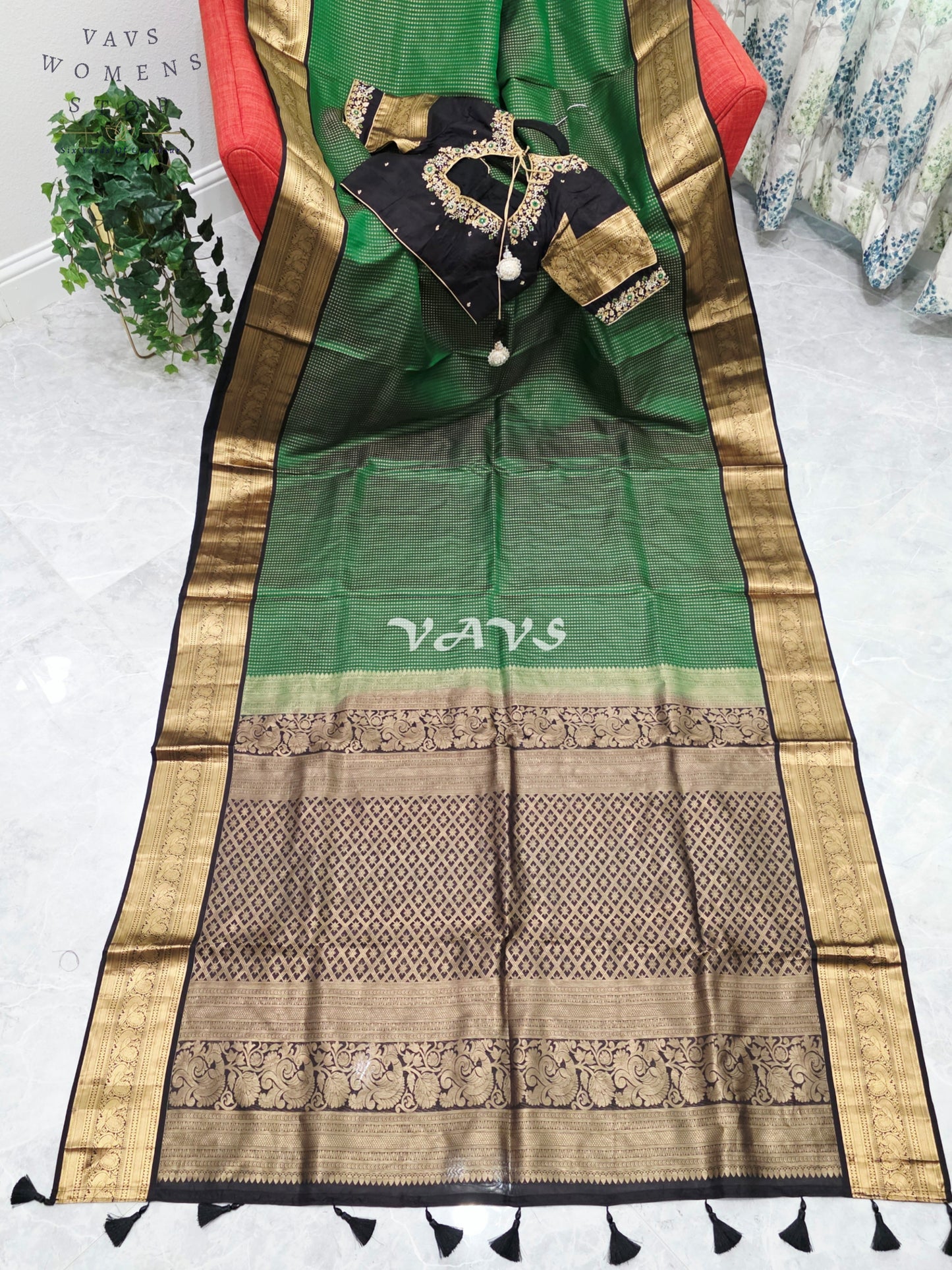 Royal Emerald Green Pure Kanchi Soft Silk Saree with Dark Cocoa Brown & Antique Gold Zari Border and Maggam Blouse Size 36–42