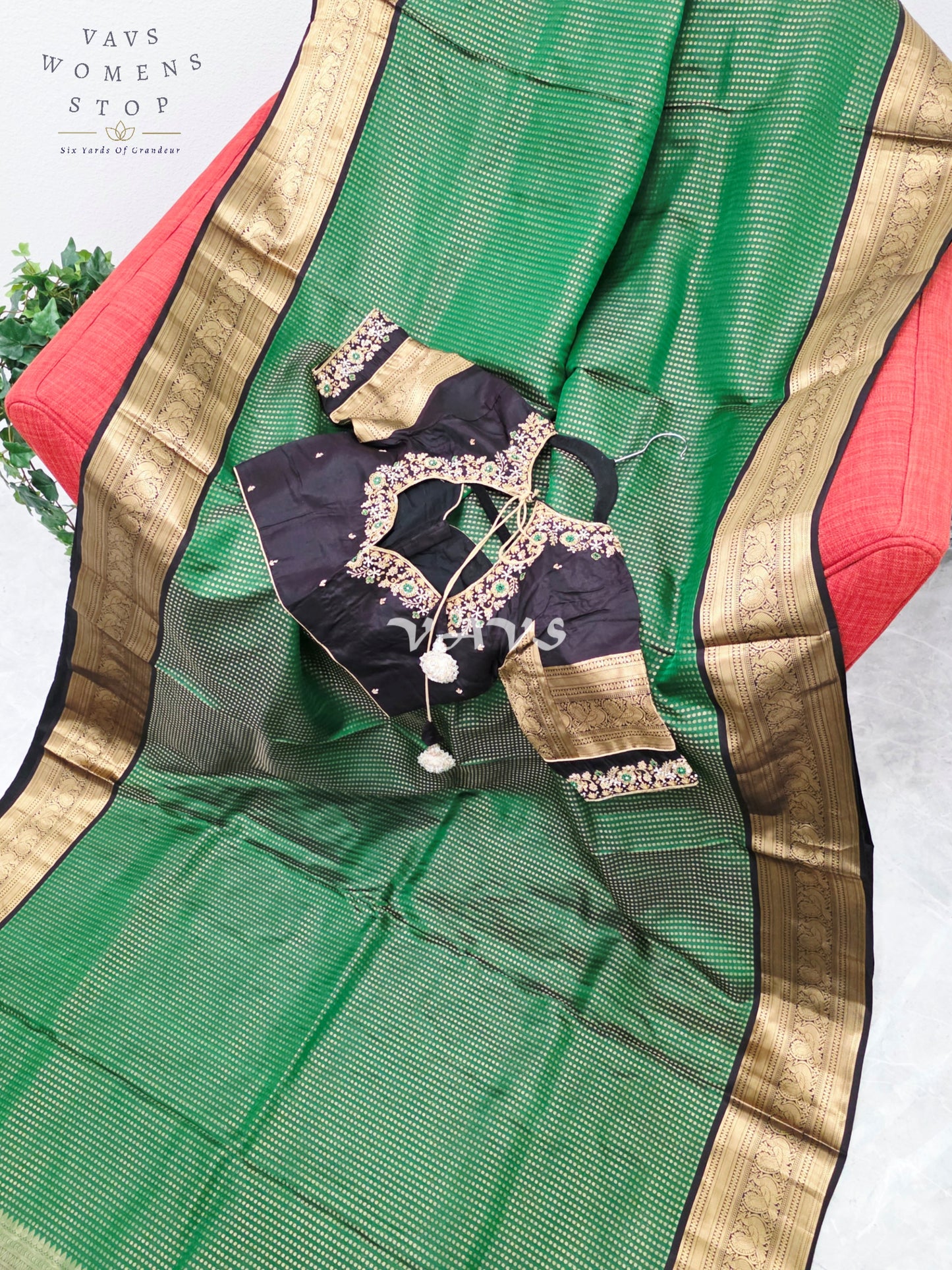 Royal Emerald Green Pure Kanchi Soft Silk Saree with Dark Cocoa Brown & Antique Gold Zari Border and Maggam Blouse Size 36–42