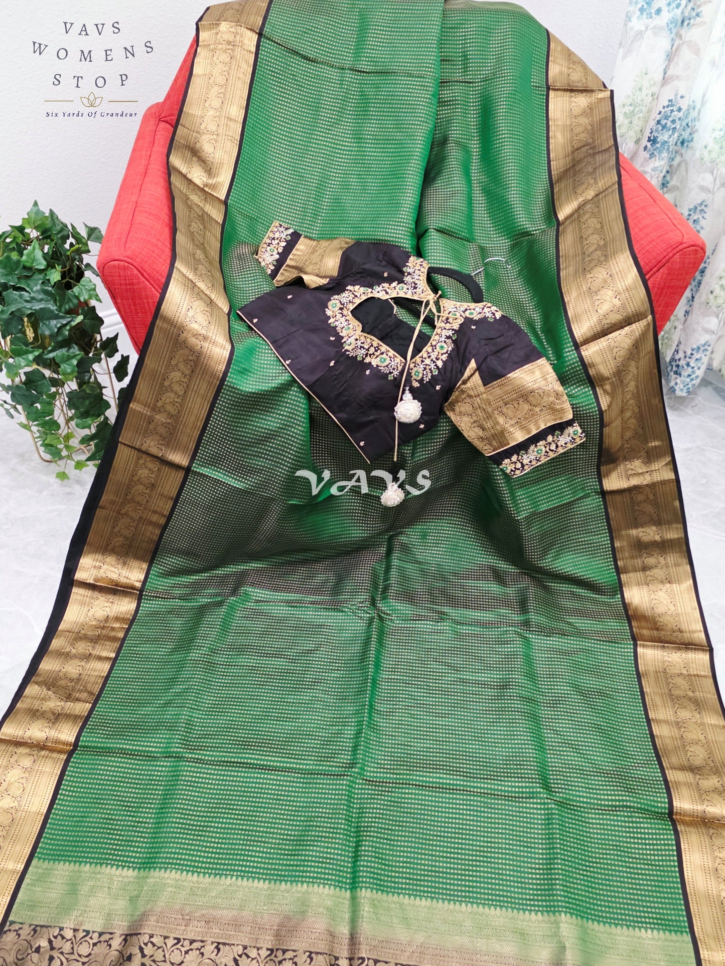 Royal Emerald Green Pure Kanchi Soft Silk Saree with Dark Cocoa Brown & Antique Gold Zari Border and Maggam Blouse Size 36–42