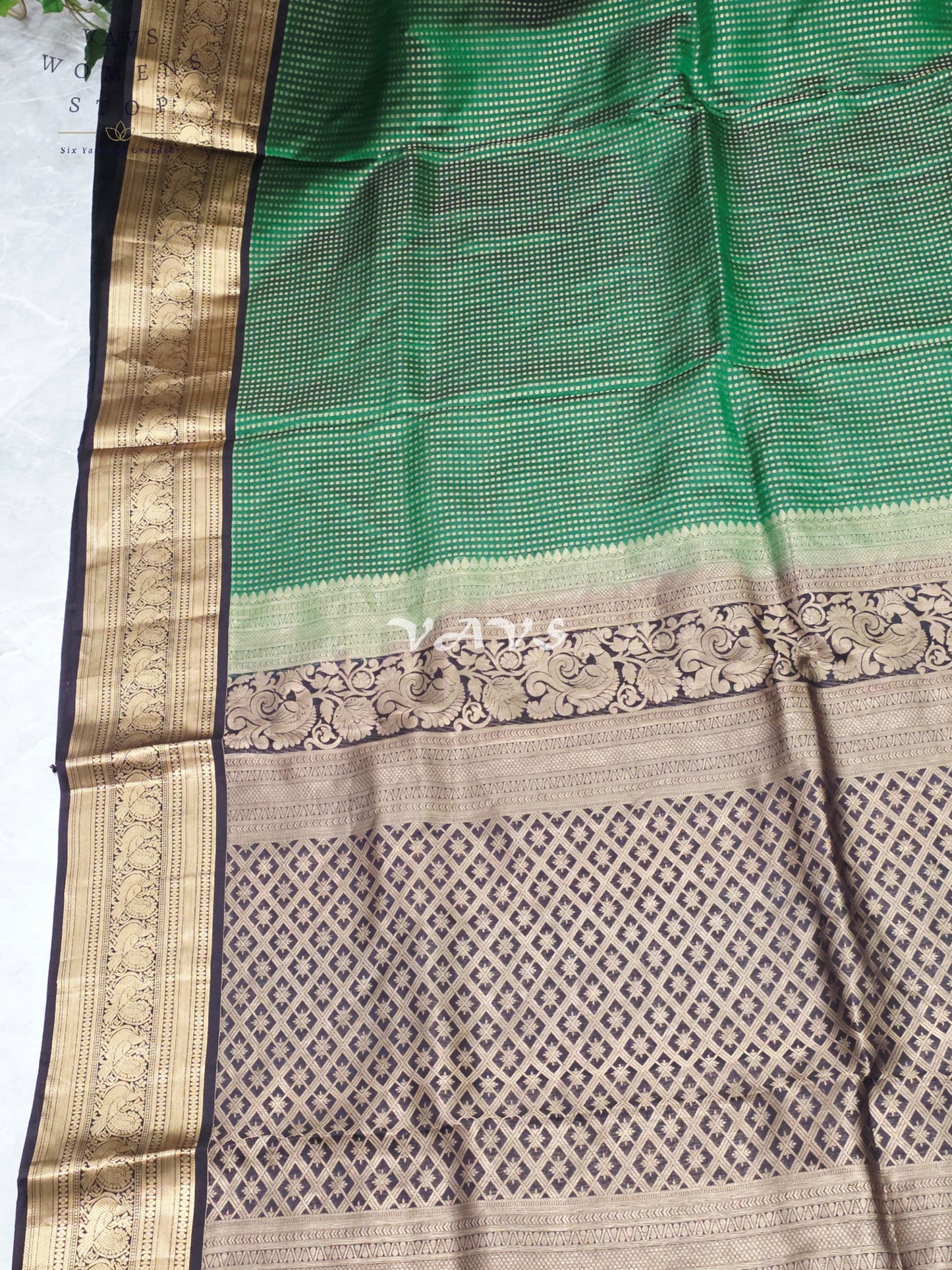 Royal Emerald Green Pure Kanchi Soft Silk Saree with Dark Cocoa Brown & Antique Gold Zari Border and Maggam Blouse Size 36–42