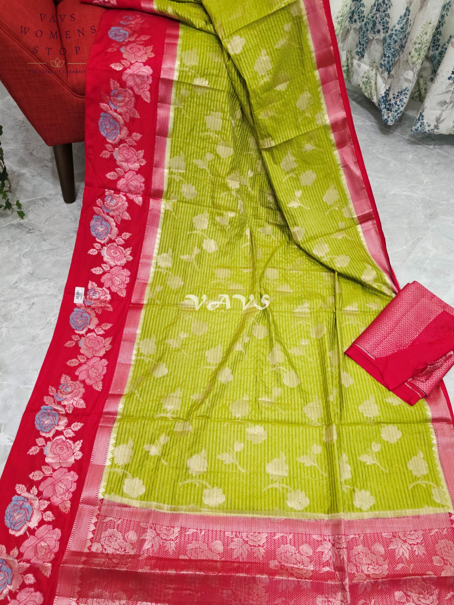 Royal Parrot Green Semi Warm Banarasi Saree with Crimson Red Floral Woven Border & Unstitched Blouse Piece