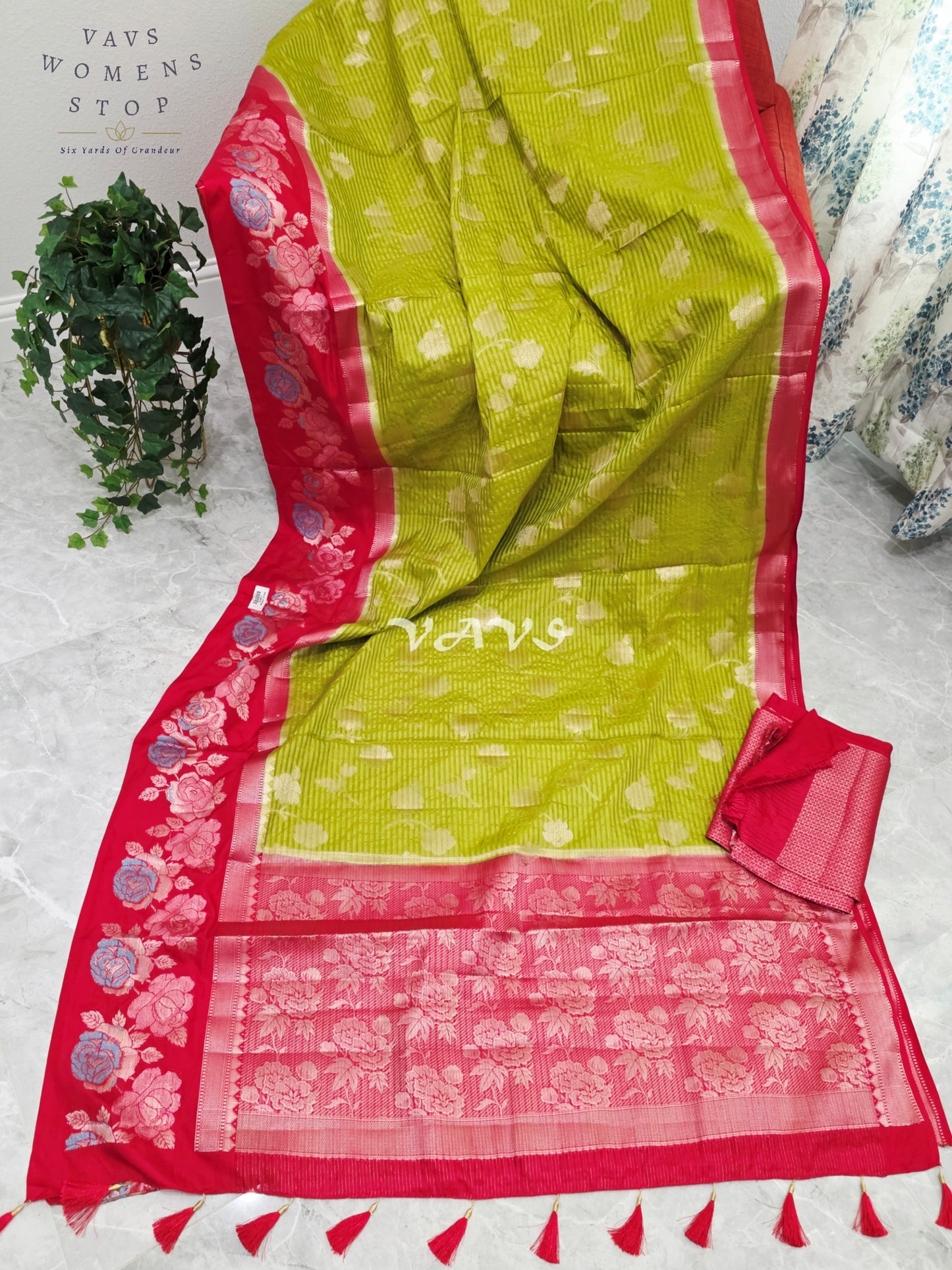 Royal Parrot Green Semi Warm Banarasi Saree with Crimson Red Floral Woven Border & Unstitched Blouse Piece