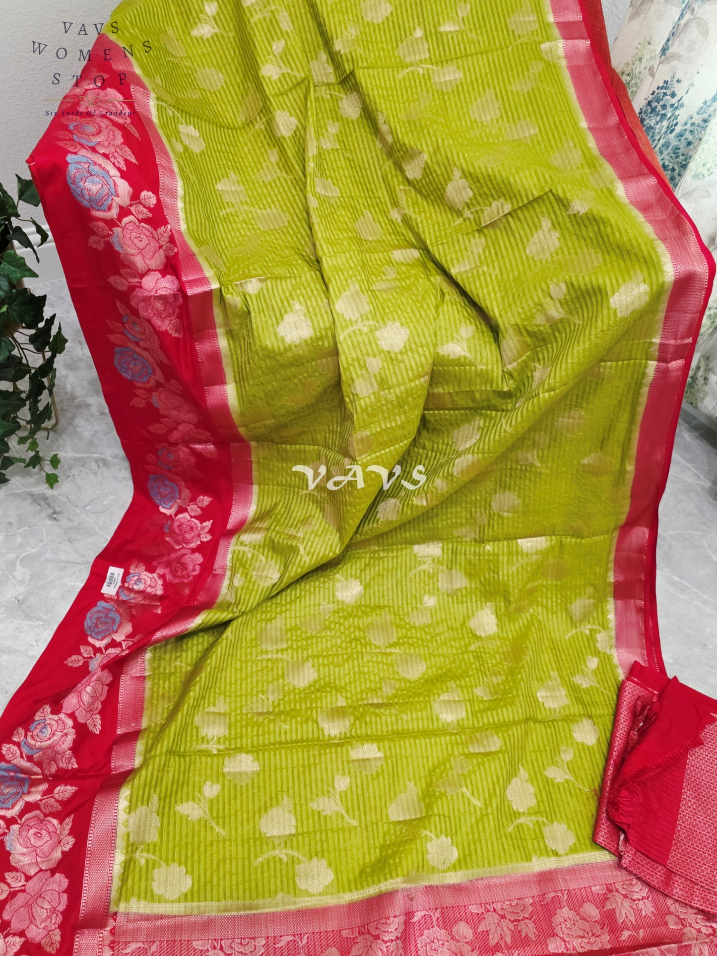 Royal Parrot Green Semi Warm Banarasi Saree with Crimson Red Floral Woven Border & Unstitched Blouse Piece