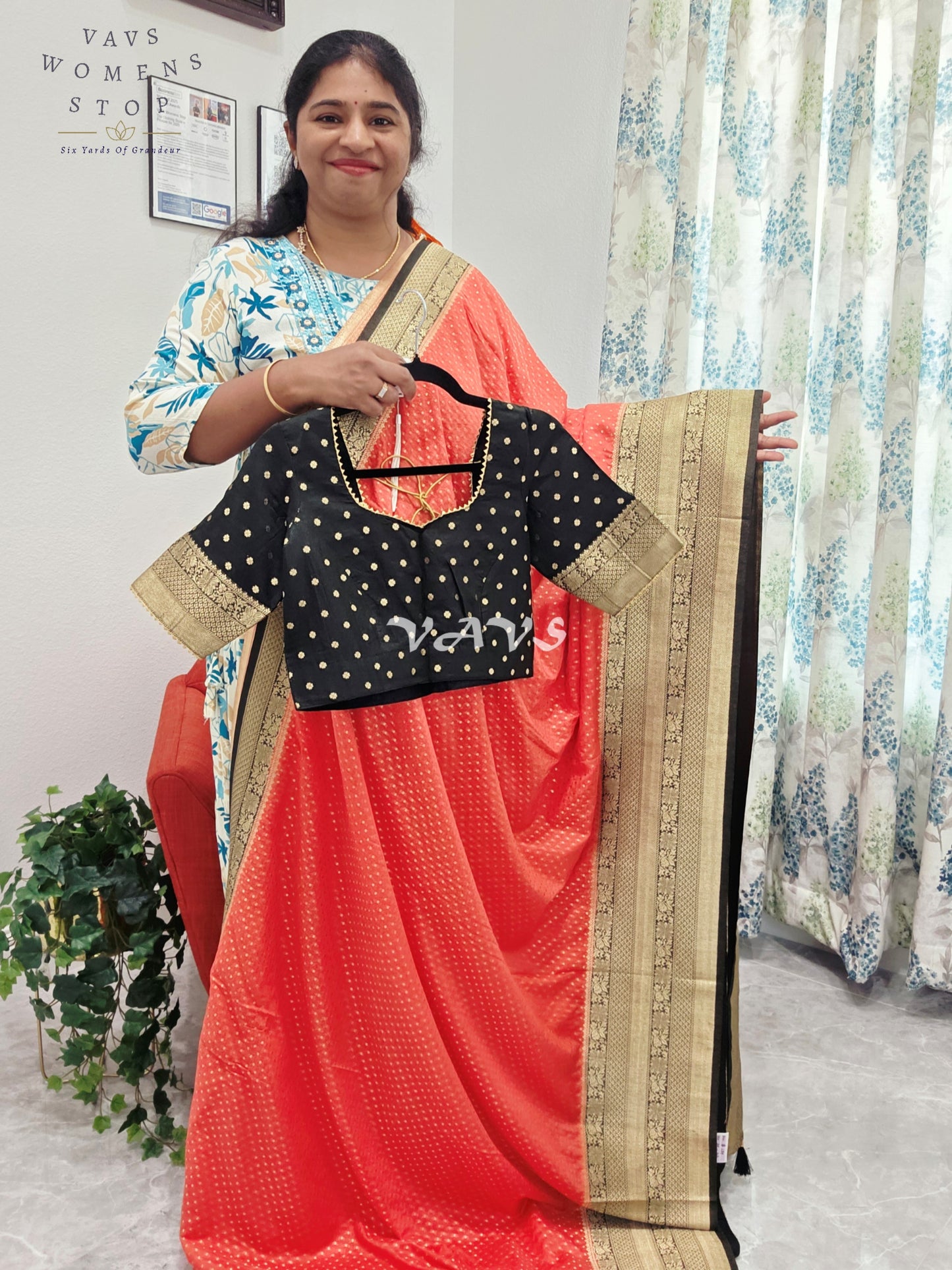Fancy Semi Warm Benarasi Silk Saree - Blouse