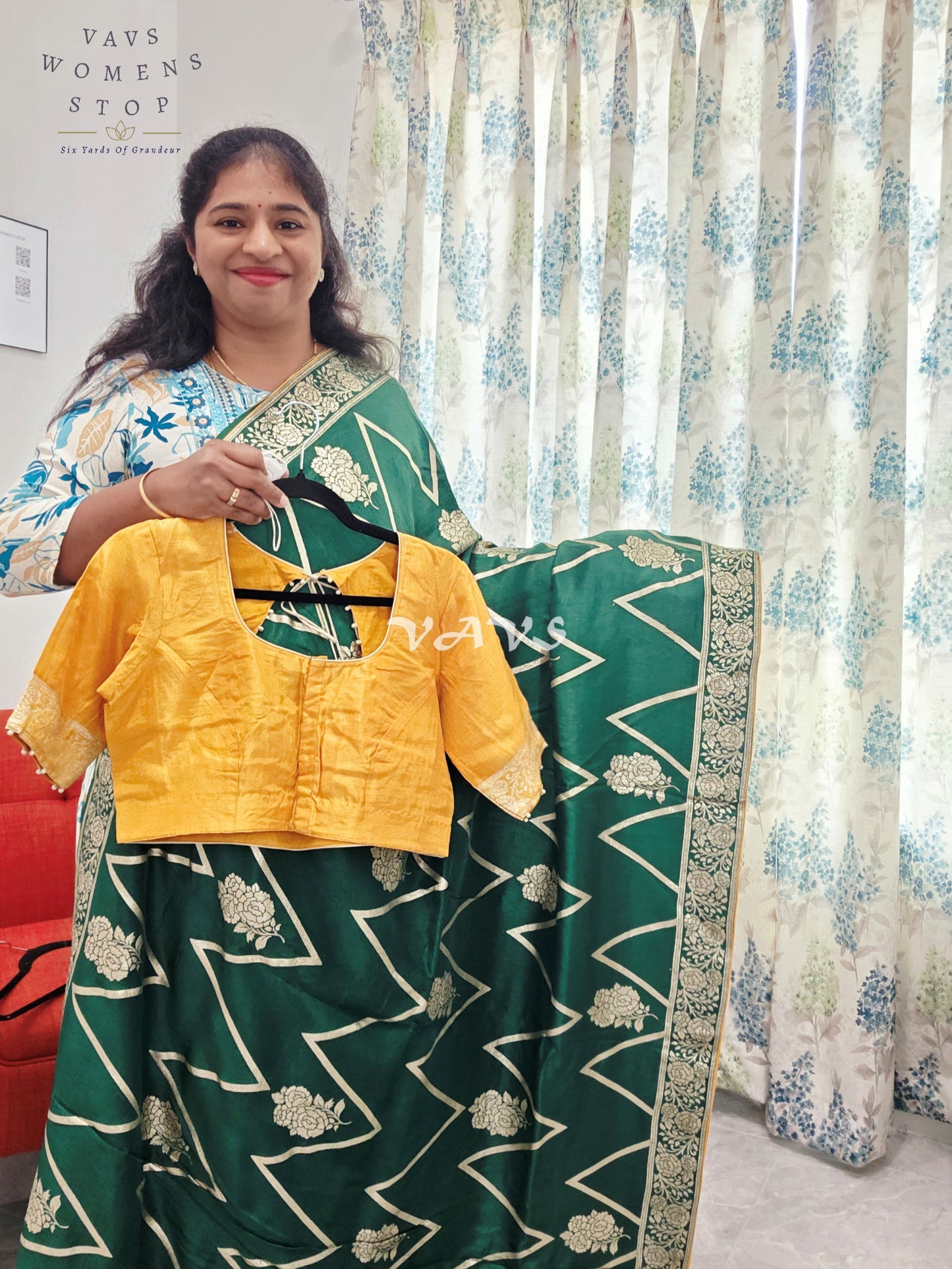 Munga Crepe Silk Saree - Blouse
