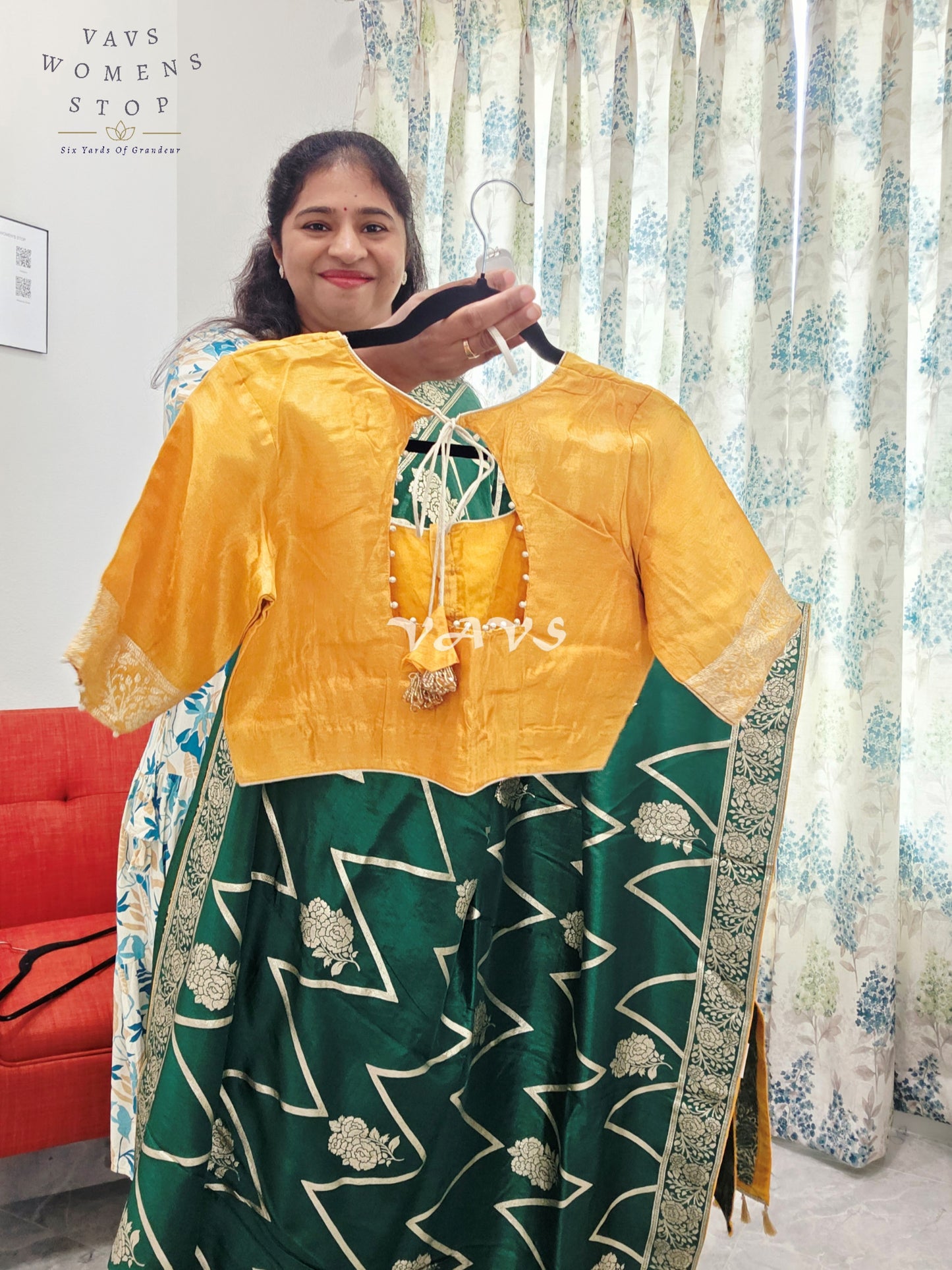 Munga Crepe Silk Saree - Blouse
