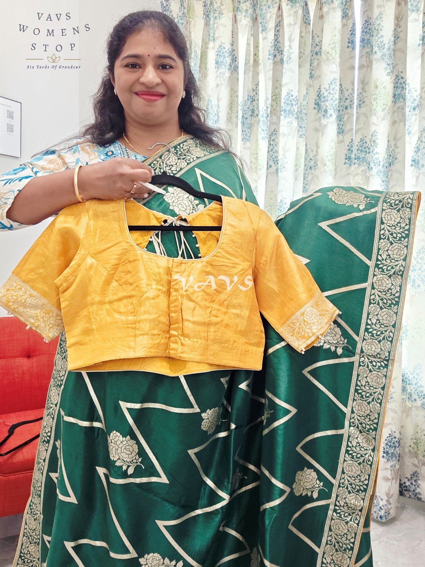 Munga Crepe Silk Saree - Blouse