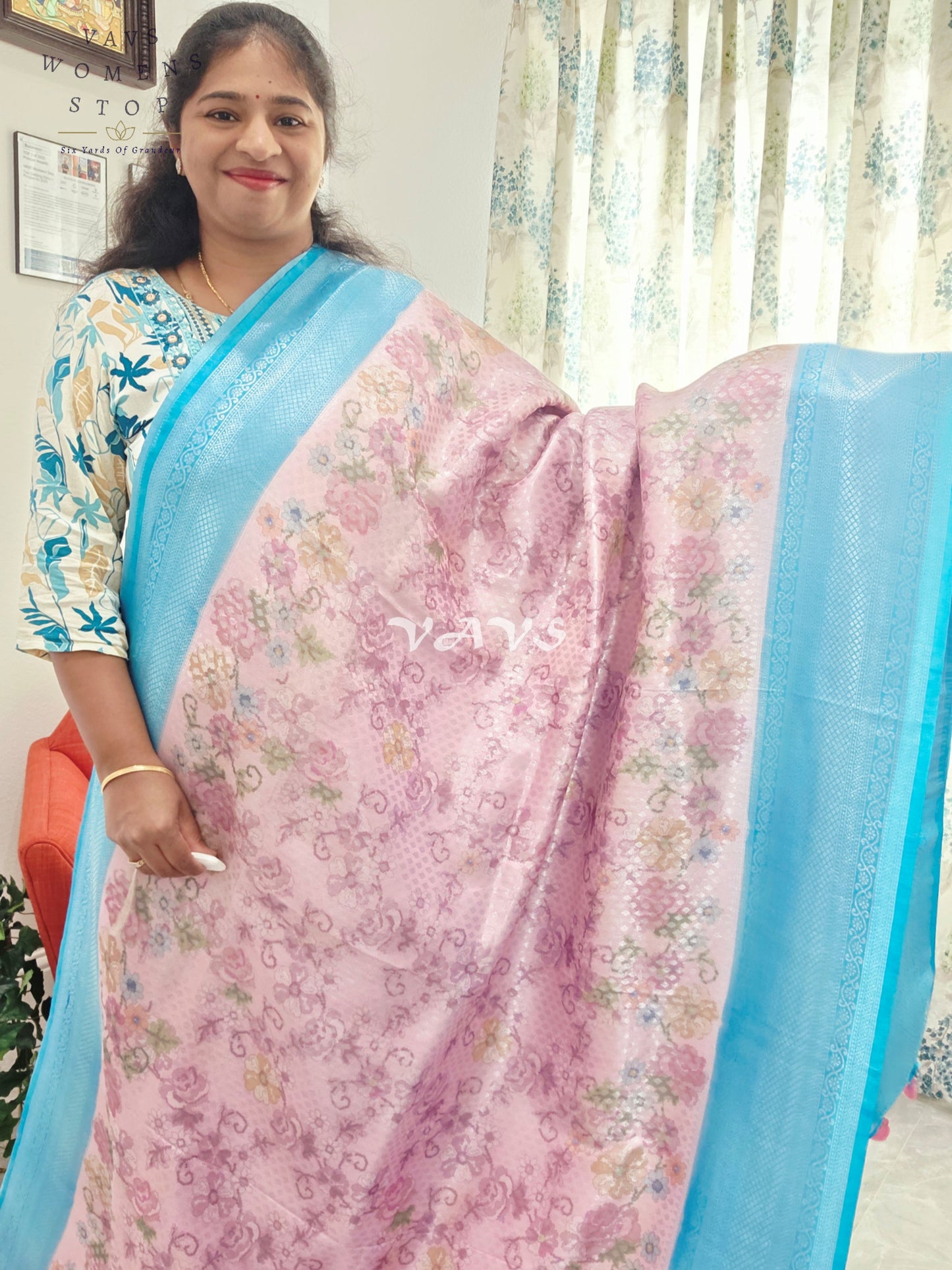 Benarasi Kubera Pattu Kalamkari Print Silk Saree - Blouse