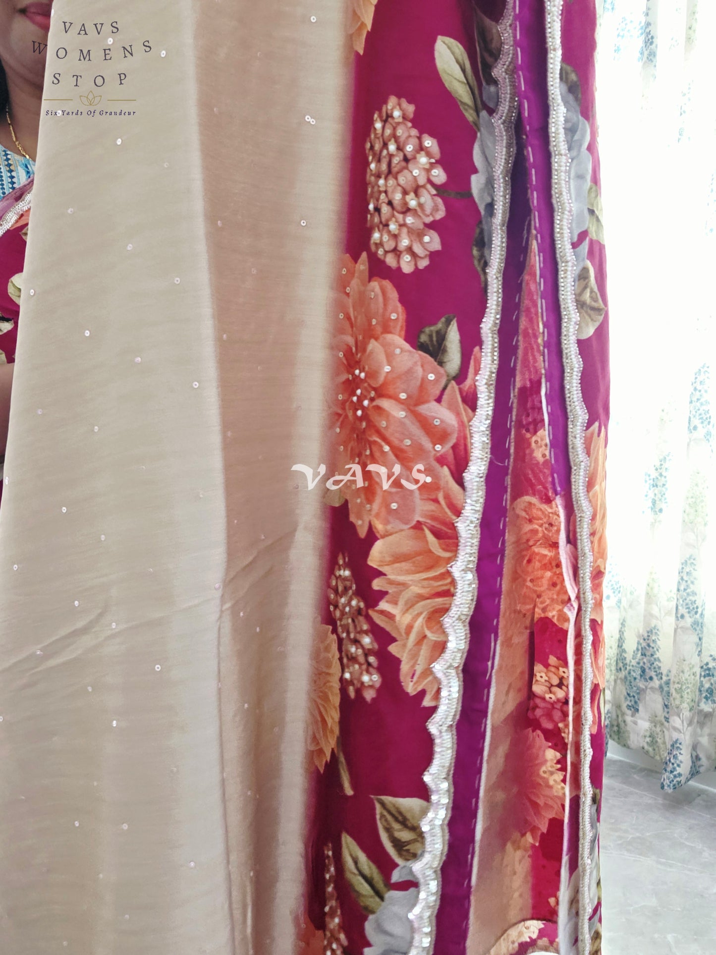 Designer Pure Russian Crepe Silk Saree - Blouse