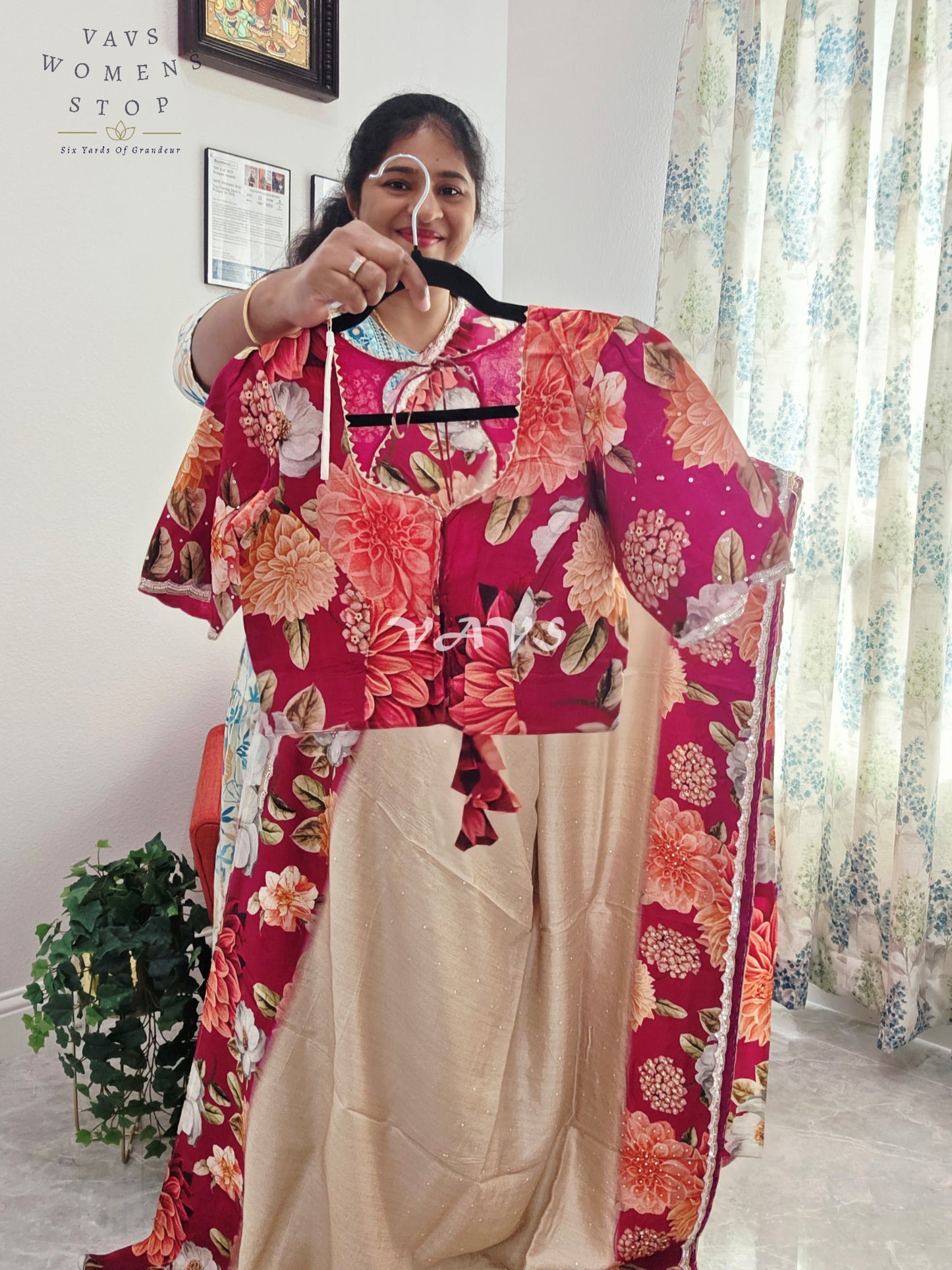 Designer Pure Russian Crepe Silk Saree - Blouse