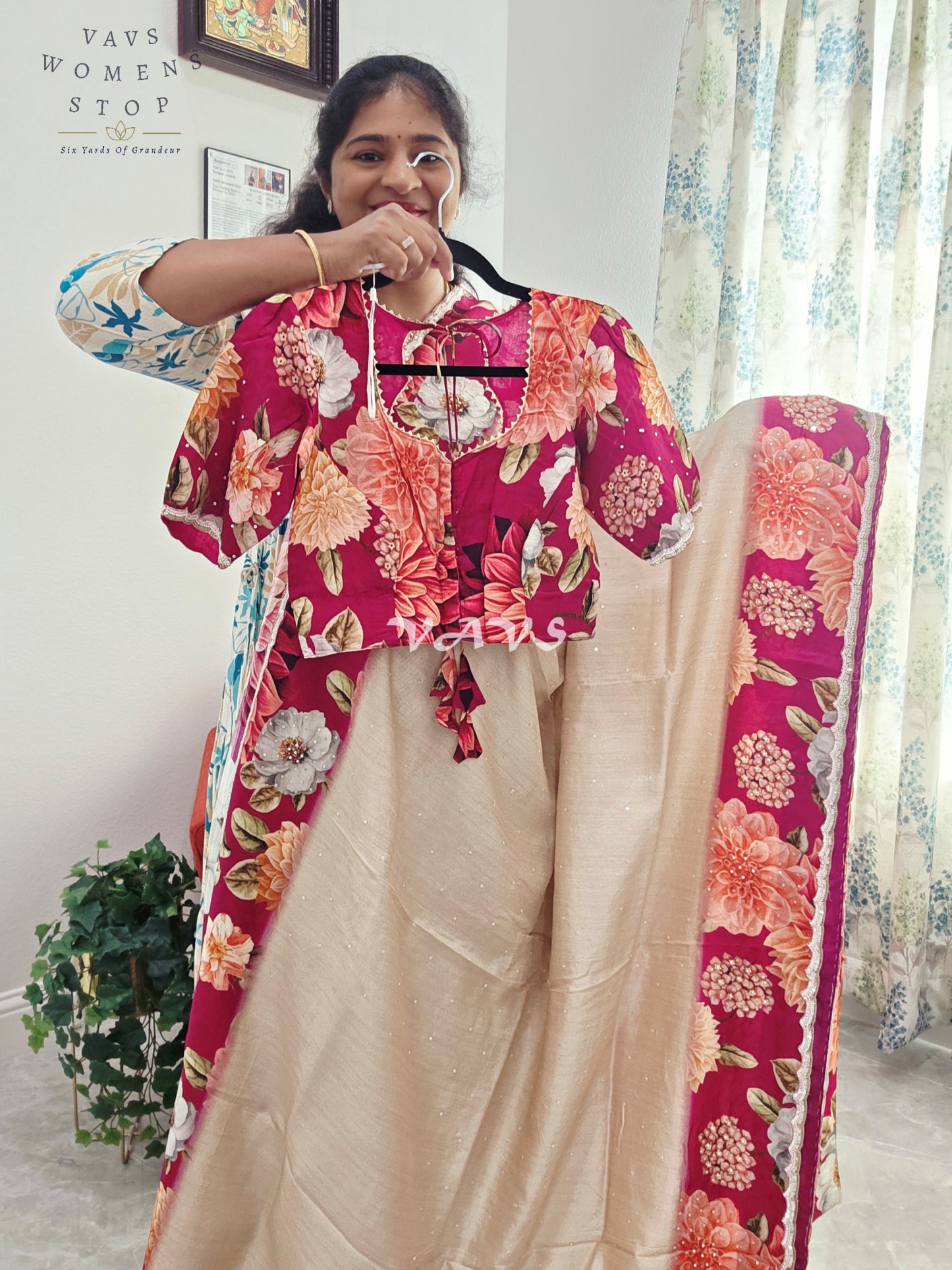 Designer Pure Russian Crepe Silk Saree - Blouse