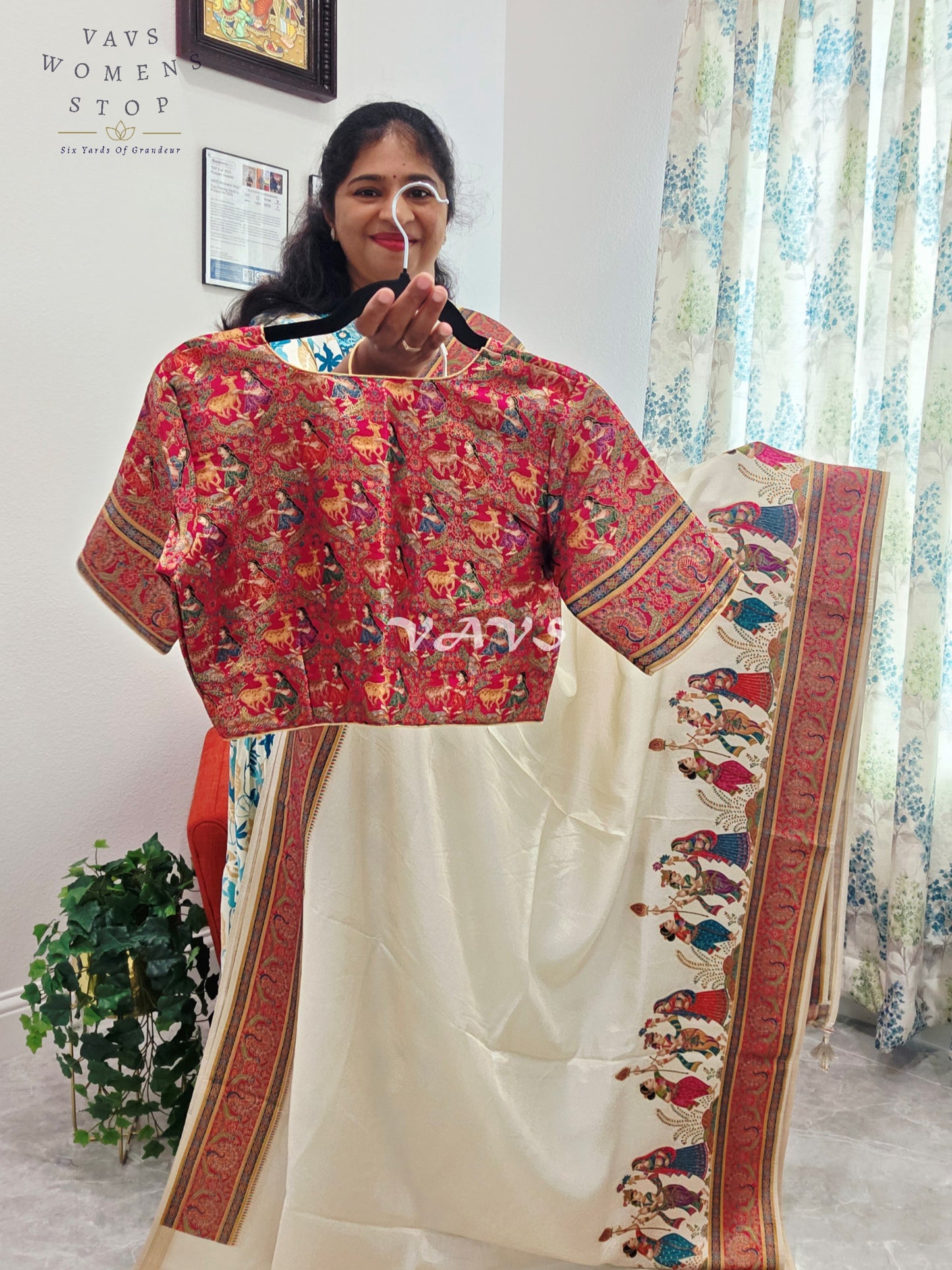 Off-White Banarasi Silk Saree with Dancing Dolls Weave & Pashmina Border | Size 38–44