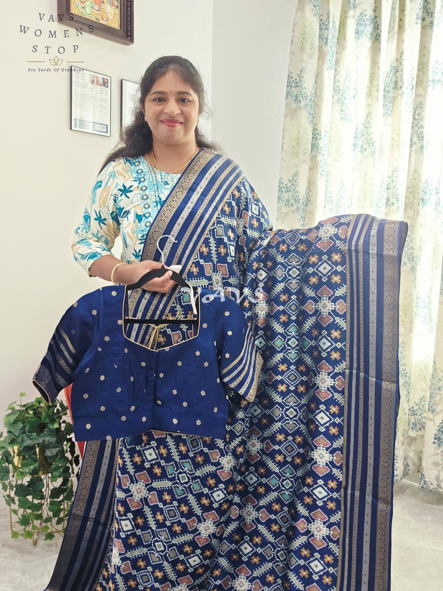Royal Navy Blue & Antique Gold Benarasi Crepe Silk Patola Designer Saree with Stitched Blouse