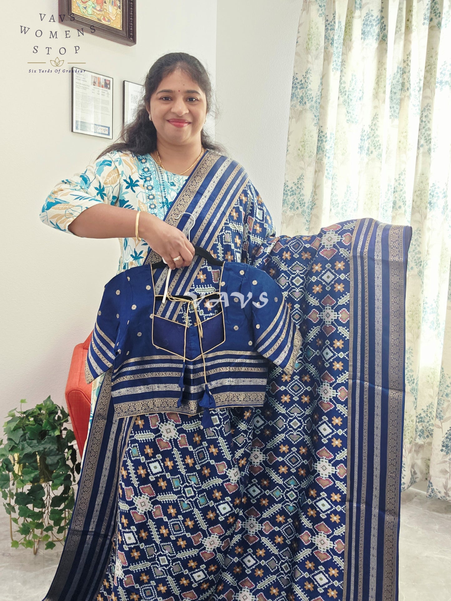 Royal Navy Blue & Antique Gold Benarasi Crepe Silk Patola Designer Saree with Stitched Blouse