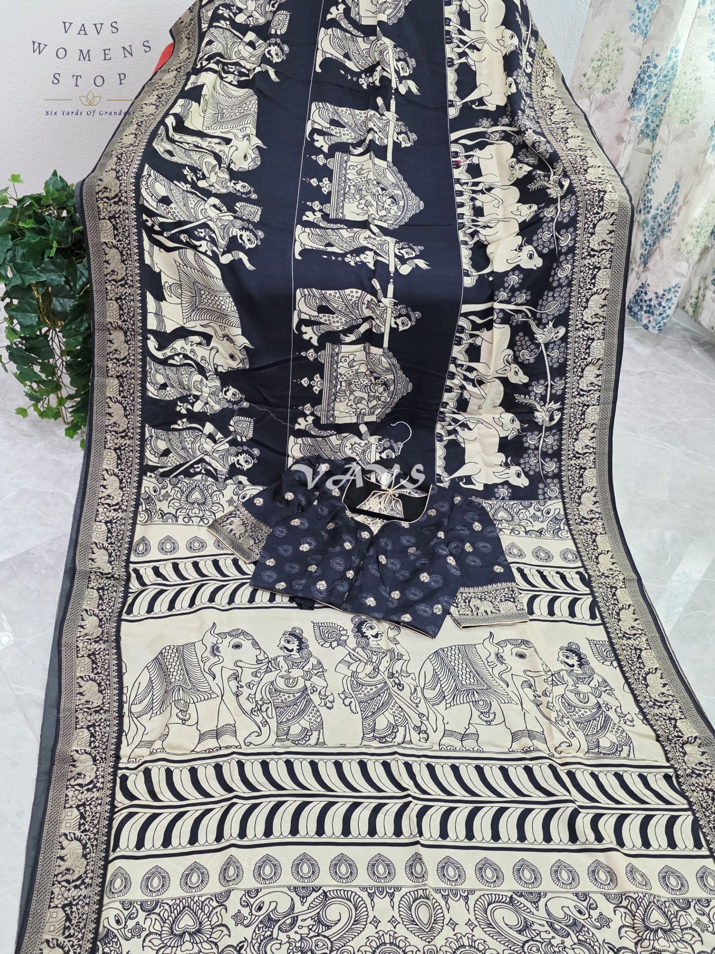 Royal Ebony Black Soft Munga Crepe Silk Kalamkari Print Saree with Mythological Border & Stitched Blouse Size 36-42