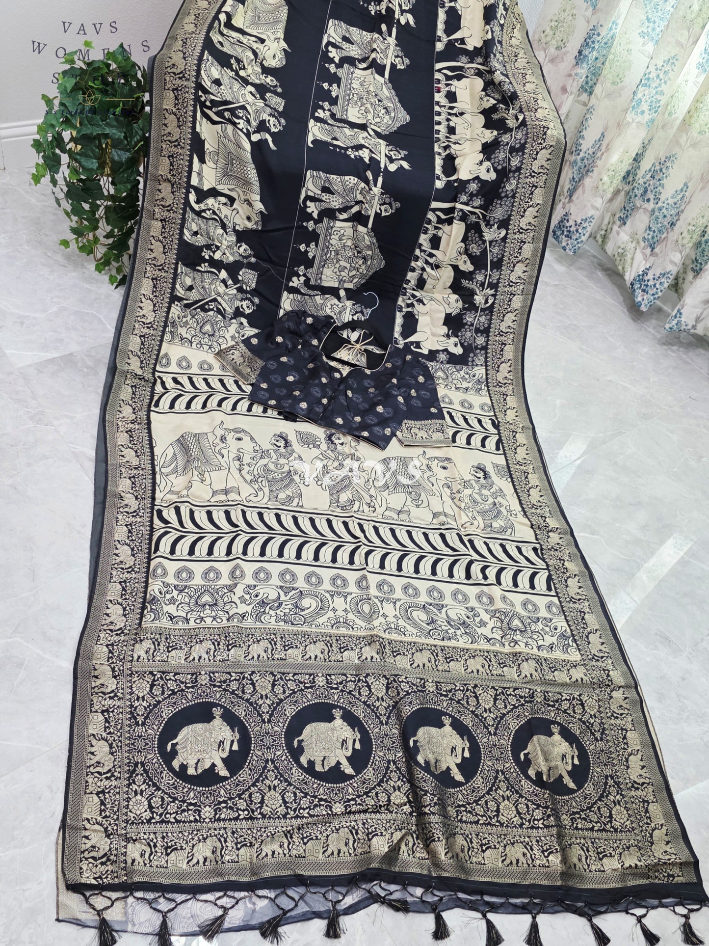 Royal Ebony Black Soft Munga Crepe Silk Kalamkari Print Saree with Mythological Border & Stitched Blouse Size 36-42