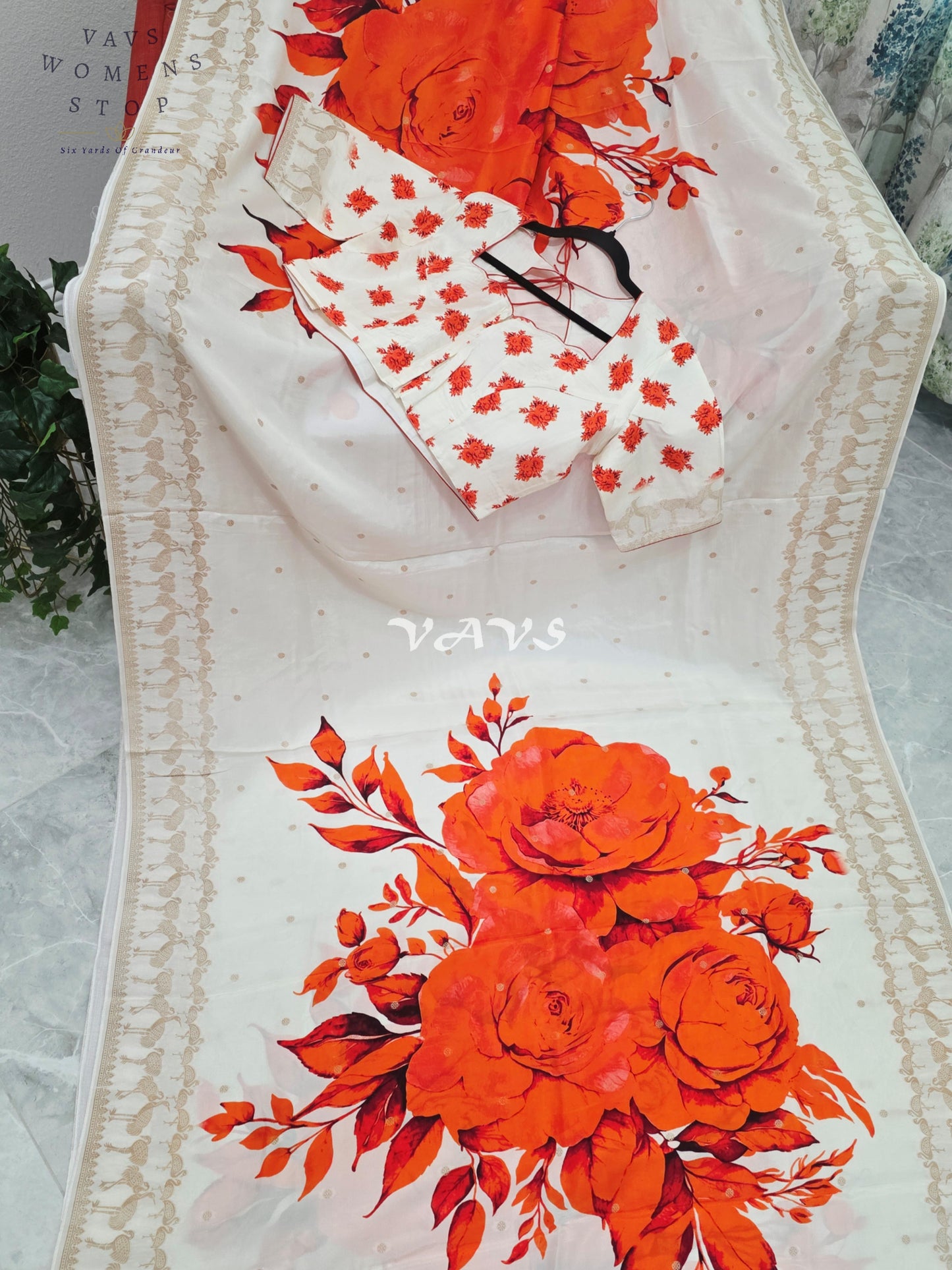 Royal Ivory Pearl Munga Crepe Silk Floral Print Designer Saree with Stitched Blouse Size 40-46