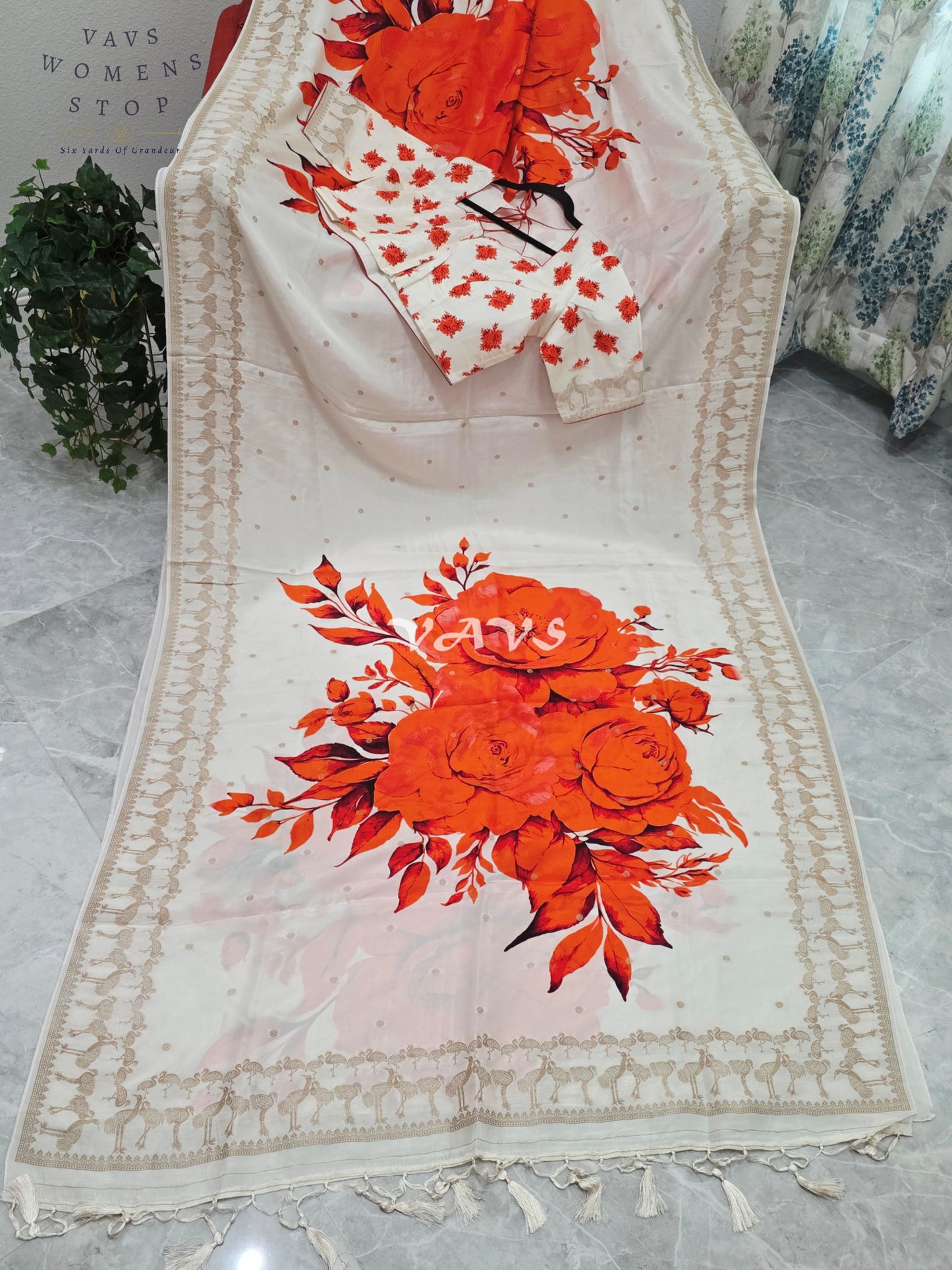 Royal Ivory Pearl Munga Crepe Silk Floral Print Designer Saree with Stitched Blouse Size 40-46