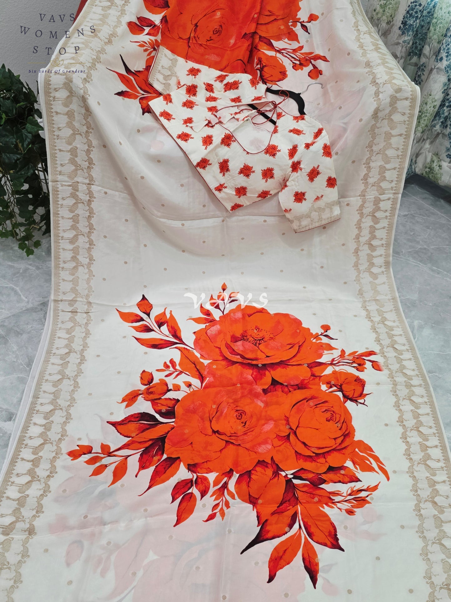 Royal Ivory Pearl Munga Crepe Silk Floral Print Designer Saree with Stitched Blouse Size 40-46