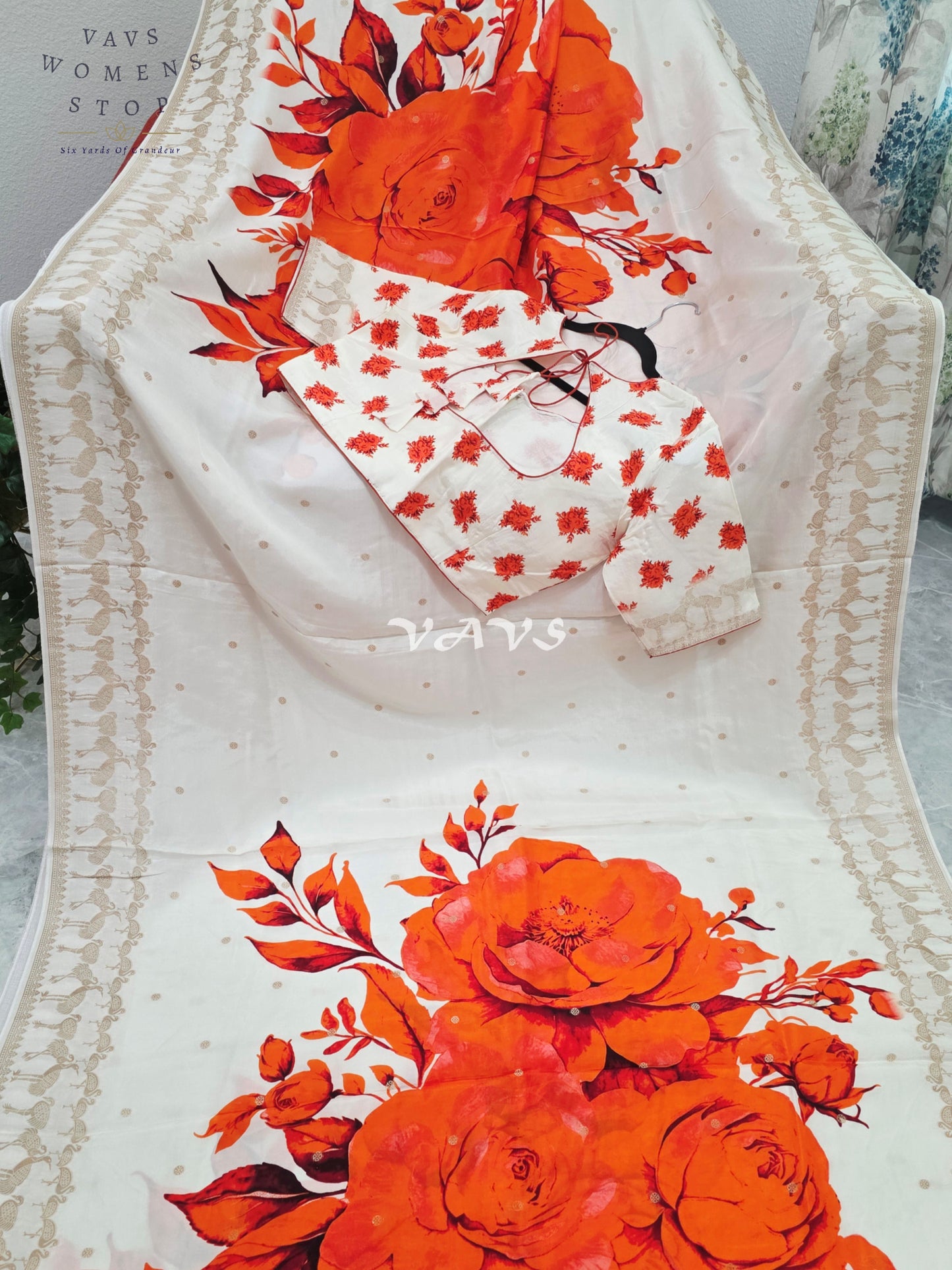 Royal Ivory Pearl Munga Crepe Silk Floral Print Designer Saree with Stitched Blouse Size 40-46
