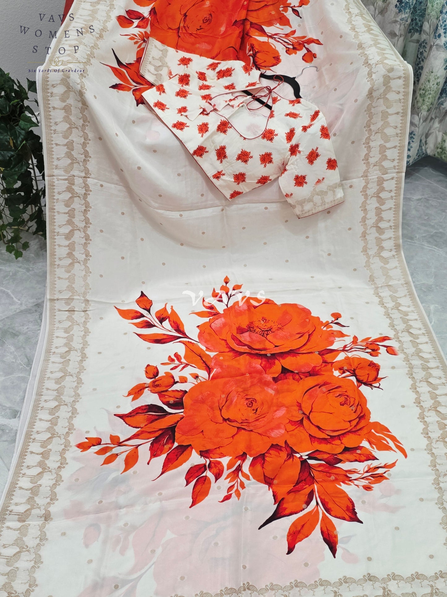 Royal Ivory Pearl Munga Crepe Silk Floral Print Designer Saree with Stitched Blouse Size 40-46